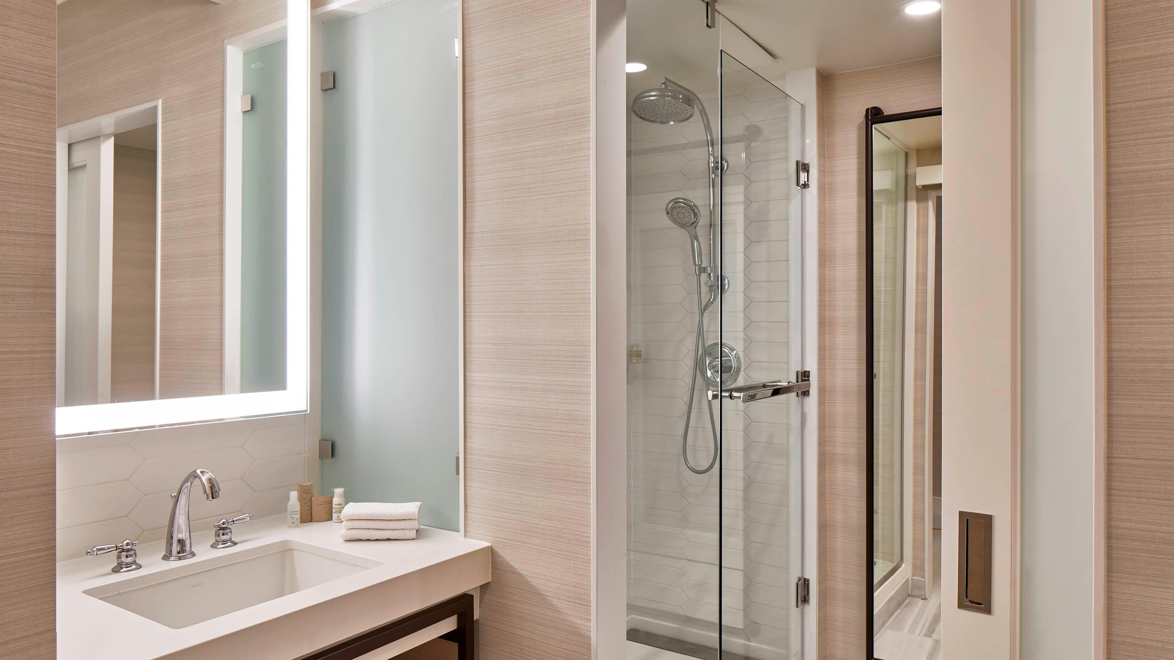 Renaissance Dallas Hotel - Image 5