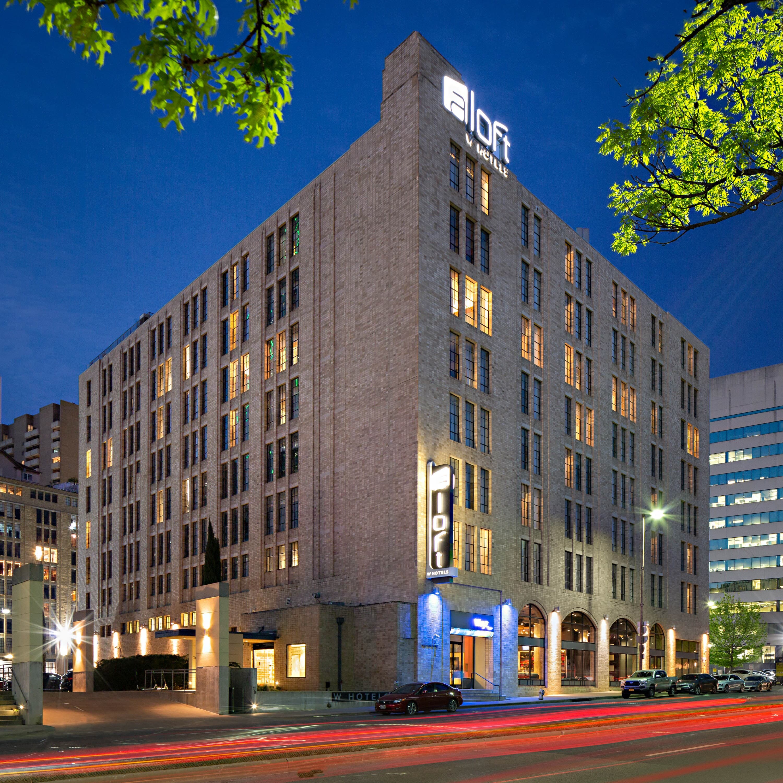 Aloft Dallas Downtown - Image 1