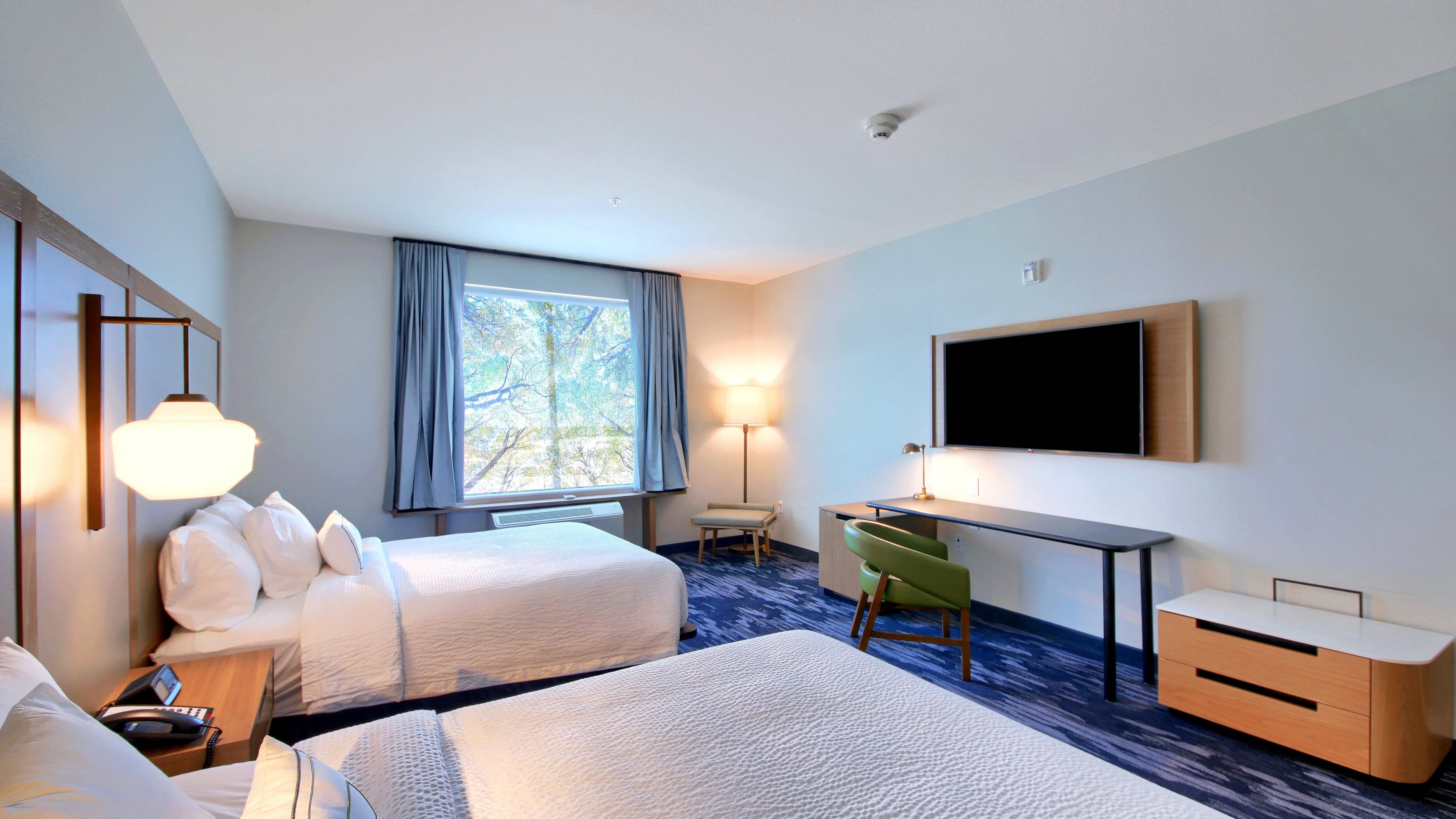 Fairfield Inn & Suites Dallas Cedar Hill - Image 4