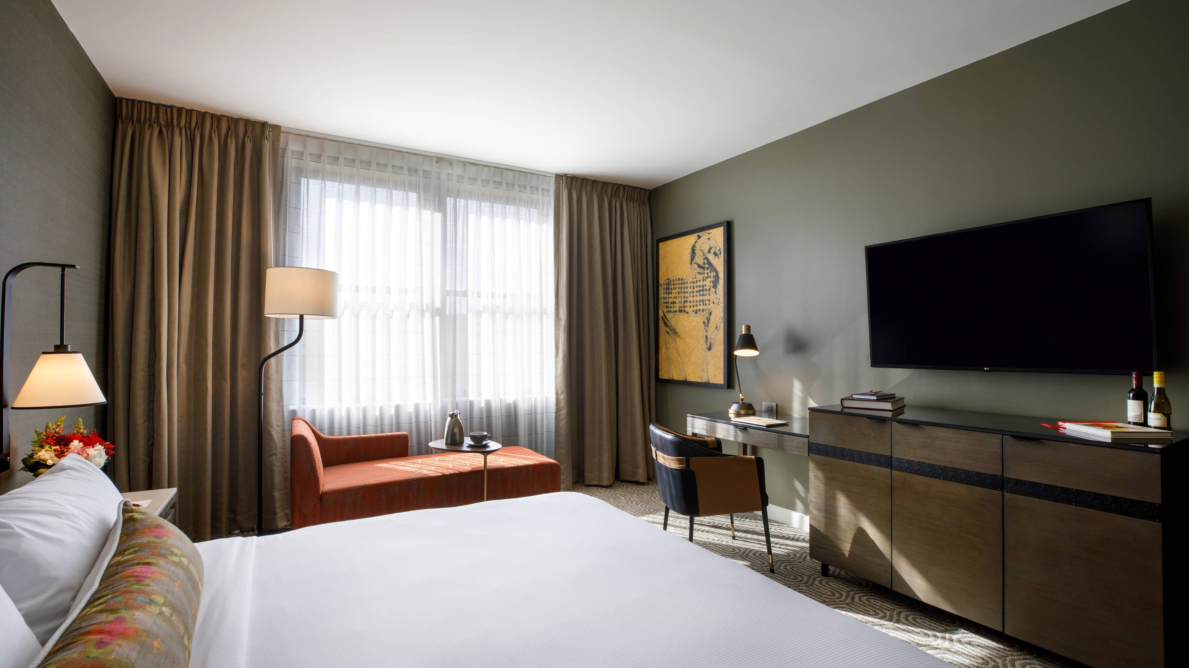 Hotel Vin, Autograph Collection — 10