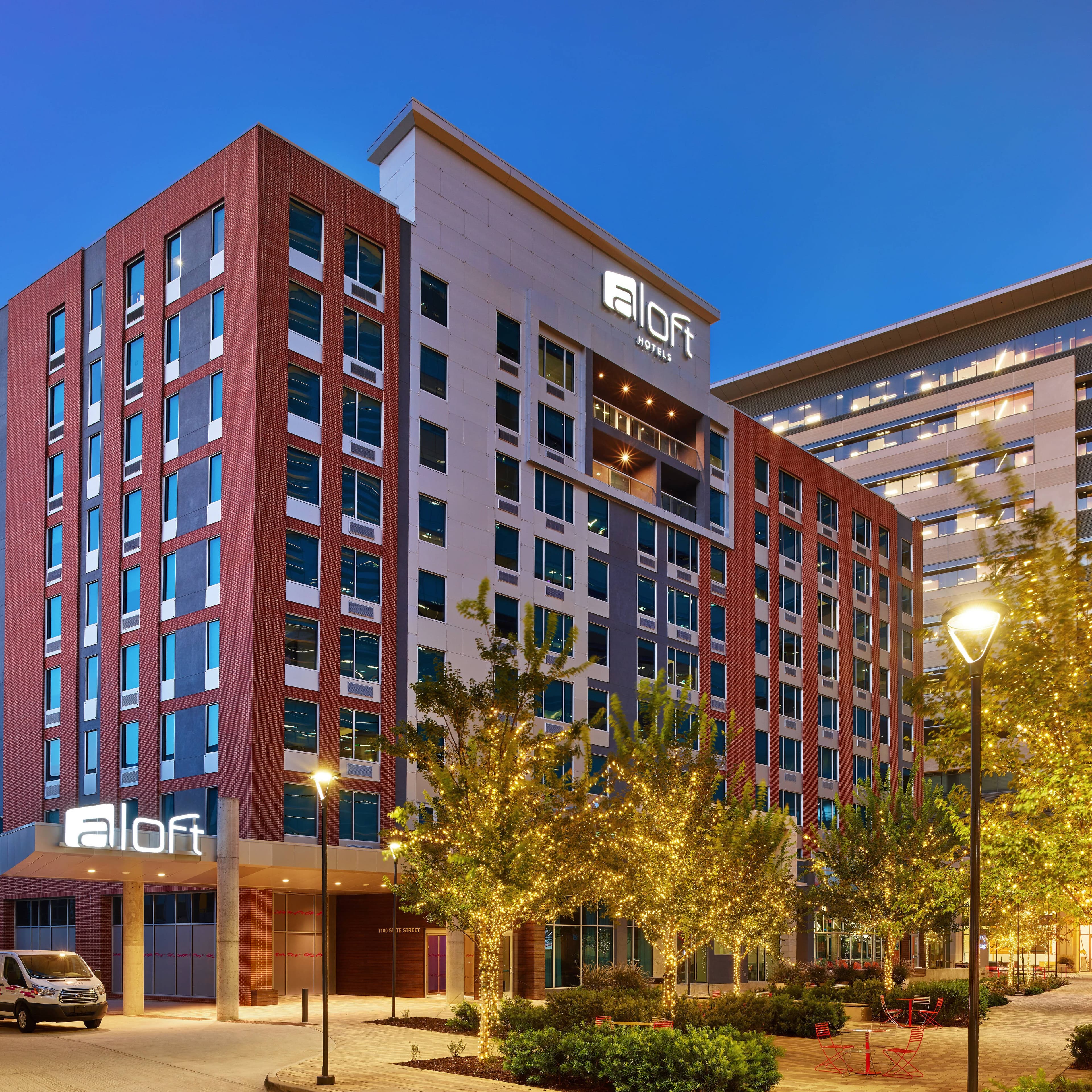 Aloft Richardson - Image 1