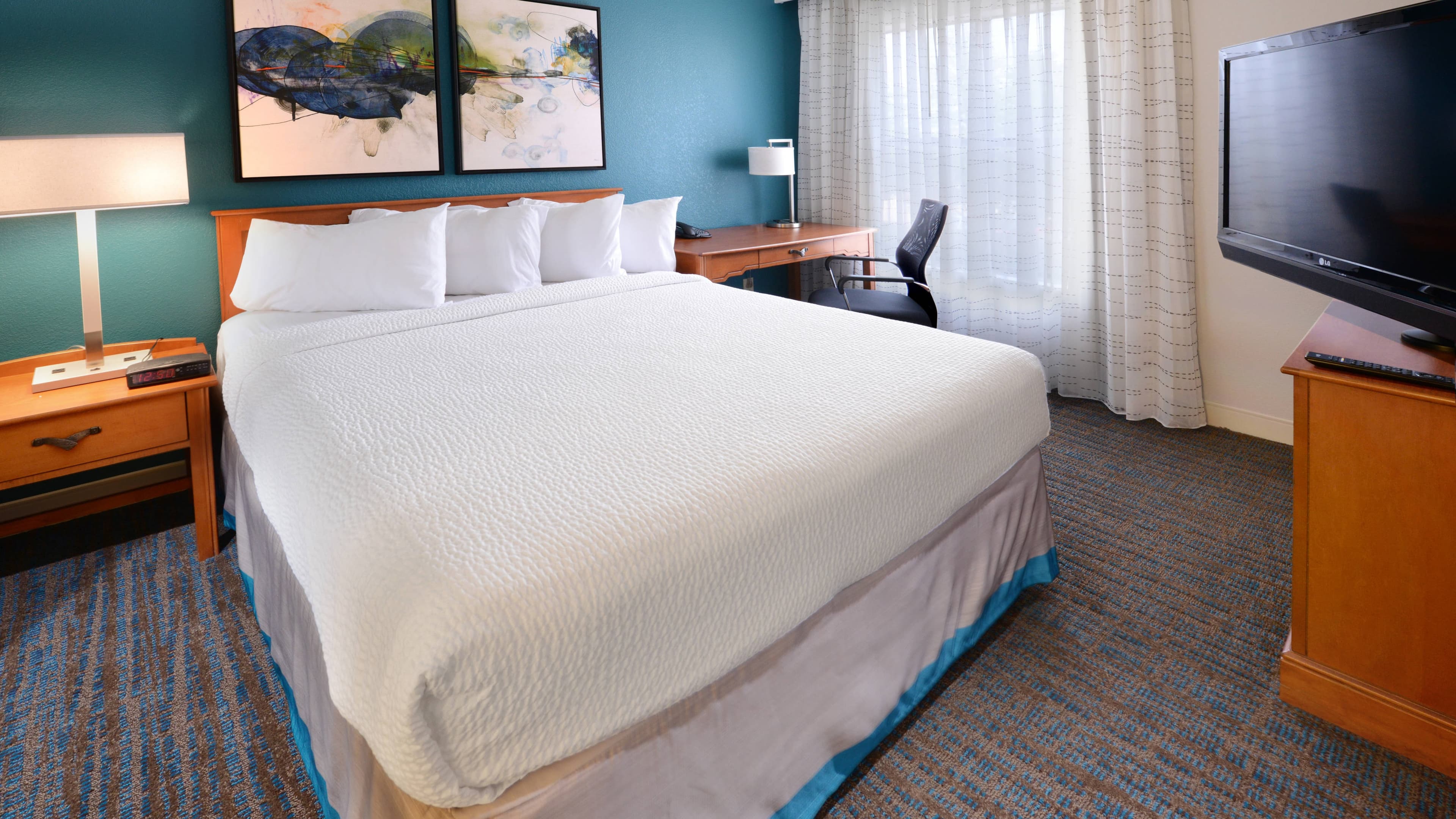 Staybridge Suites Plano - Richardson Area — 14
