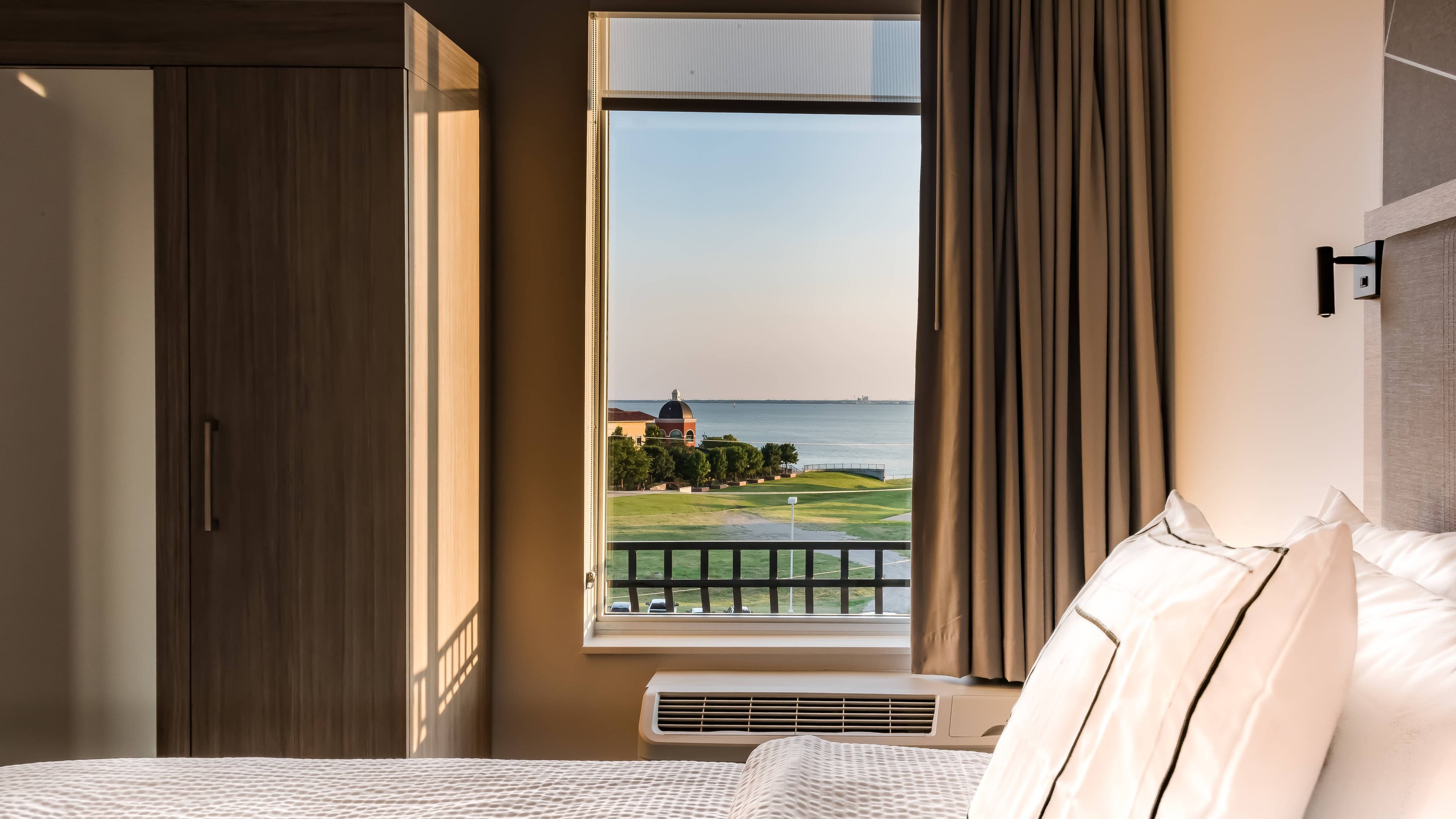 Suite - Image 3