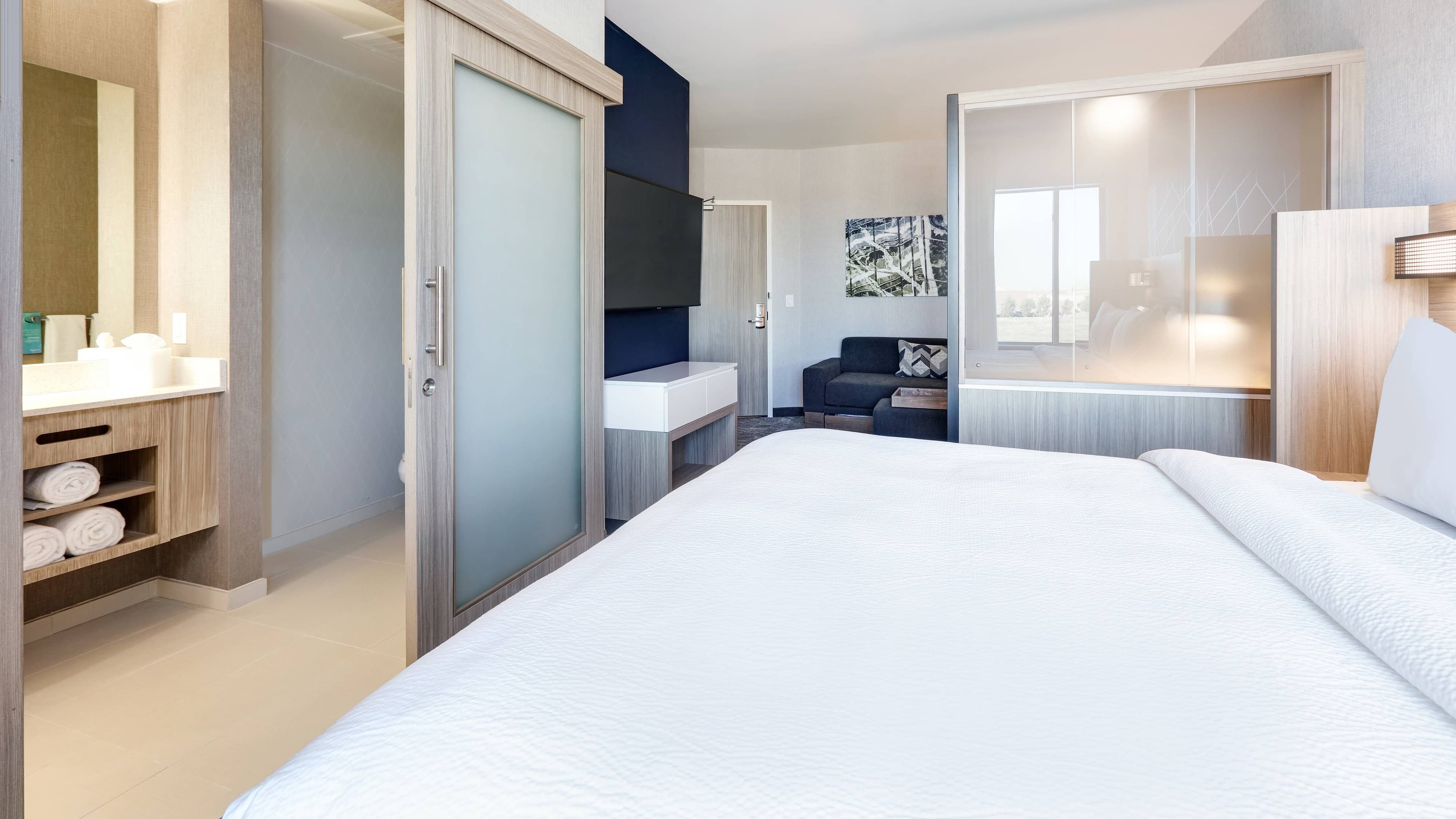 Suite - Image 2