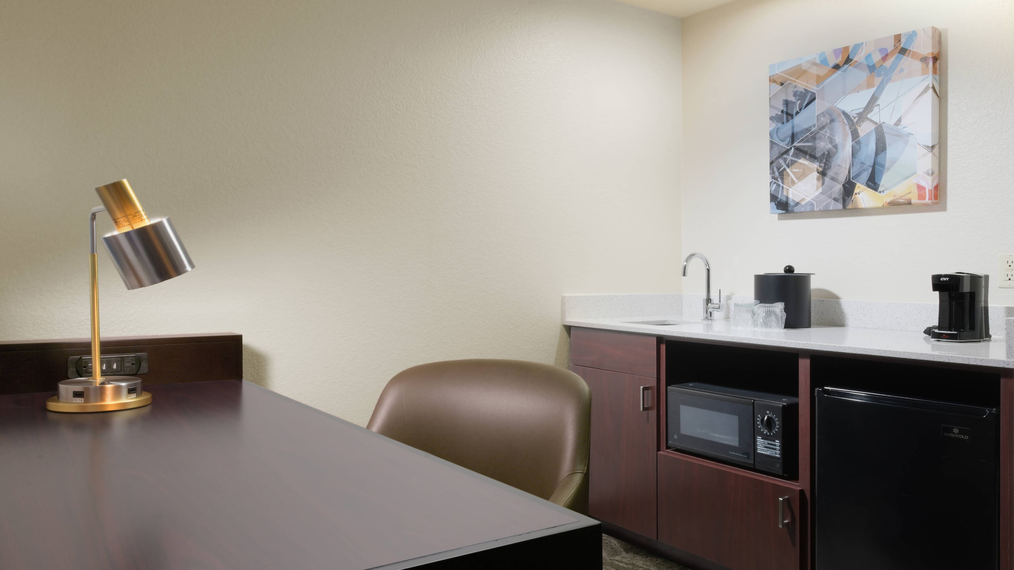 Holiday Inn Express Dallas Downtown — 8