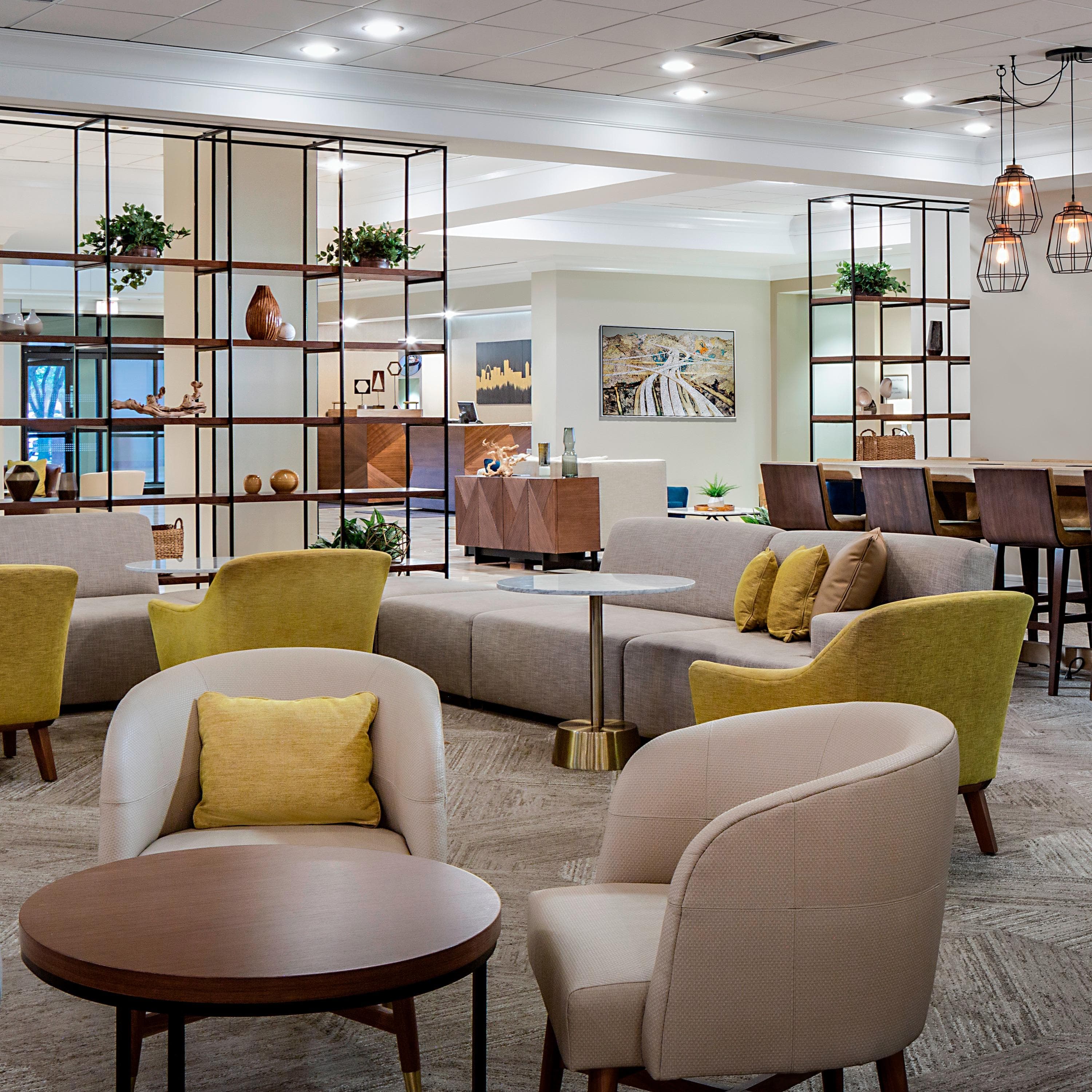 Sheraton Suites Market Center Dallas - Image 1