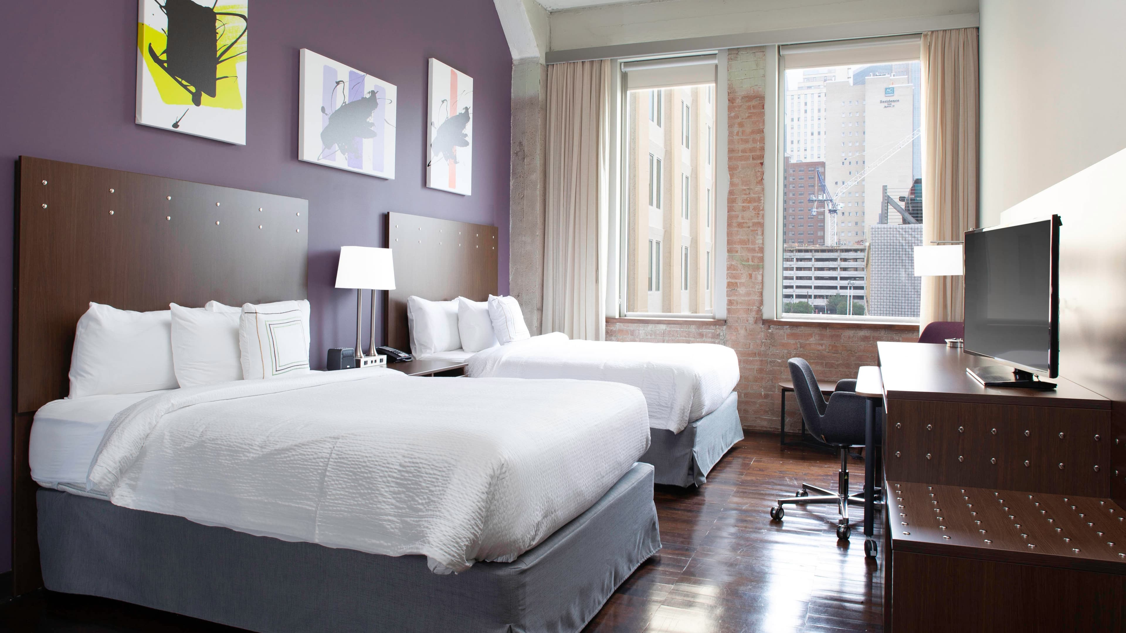 Double Queen - Image 1