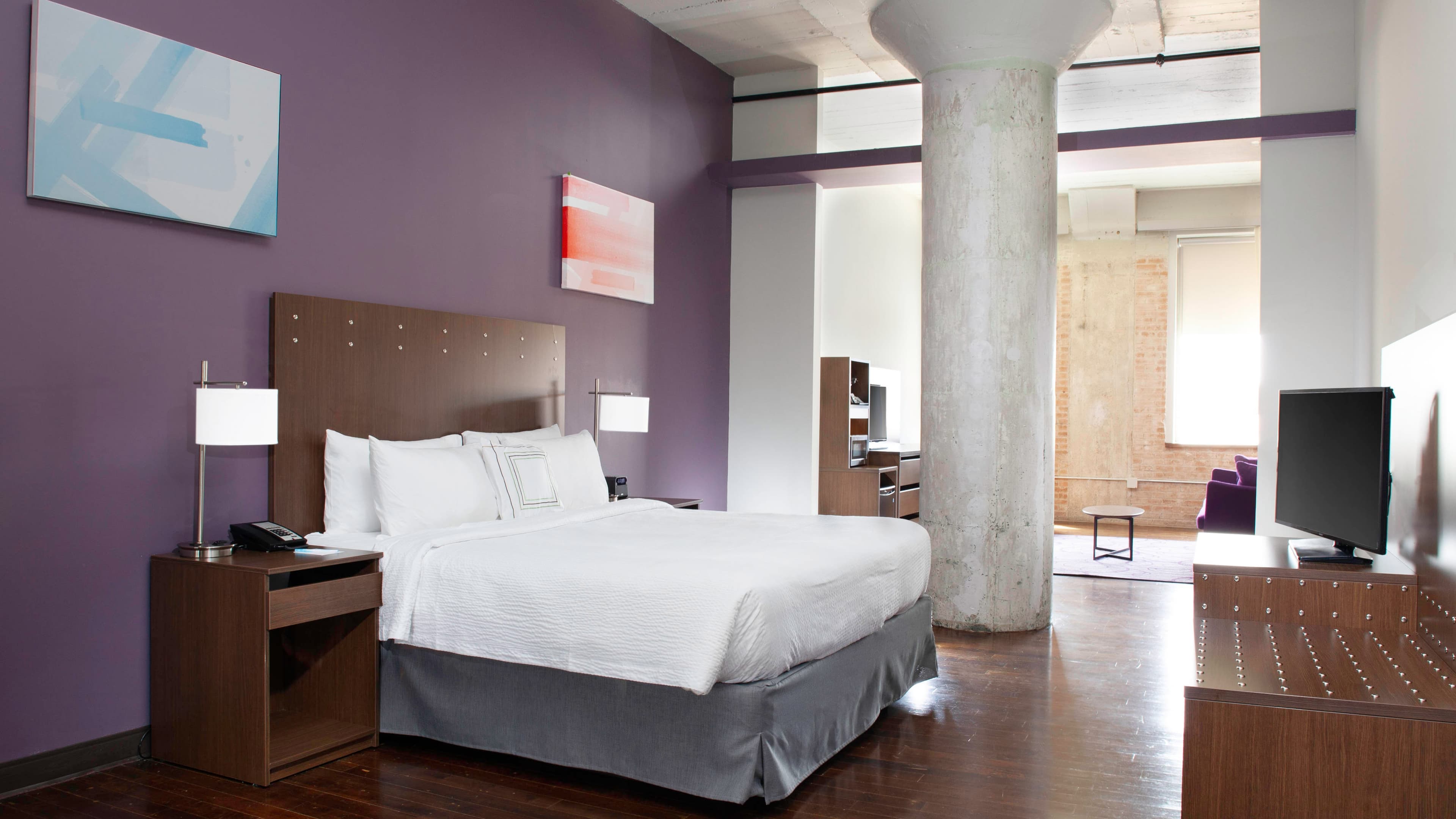 Fairfield Inn & Suites Dallas Downtown - Image 5