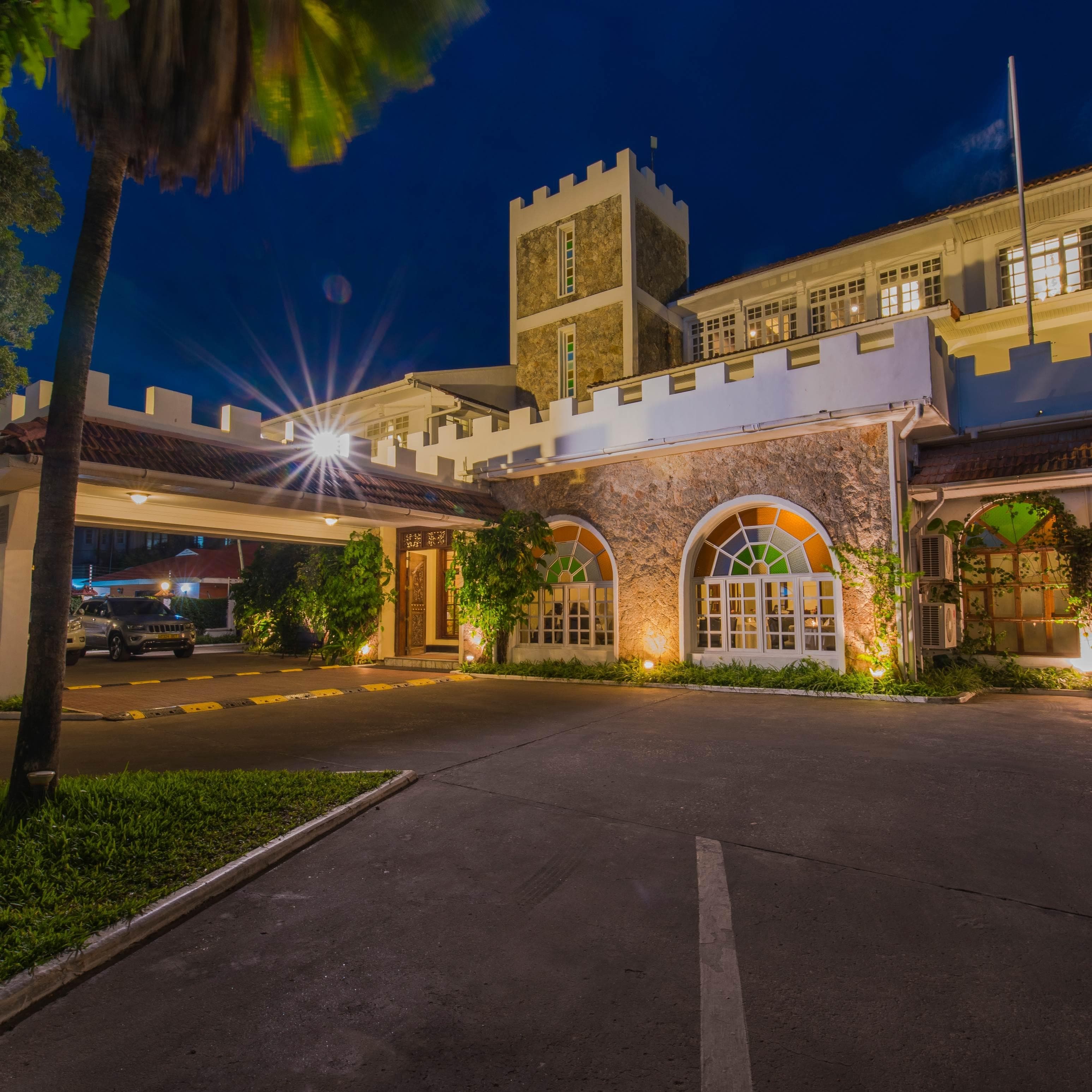 Protea Hotel Dar es Salaam Courtyard - Image 1