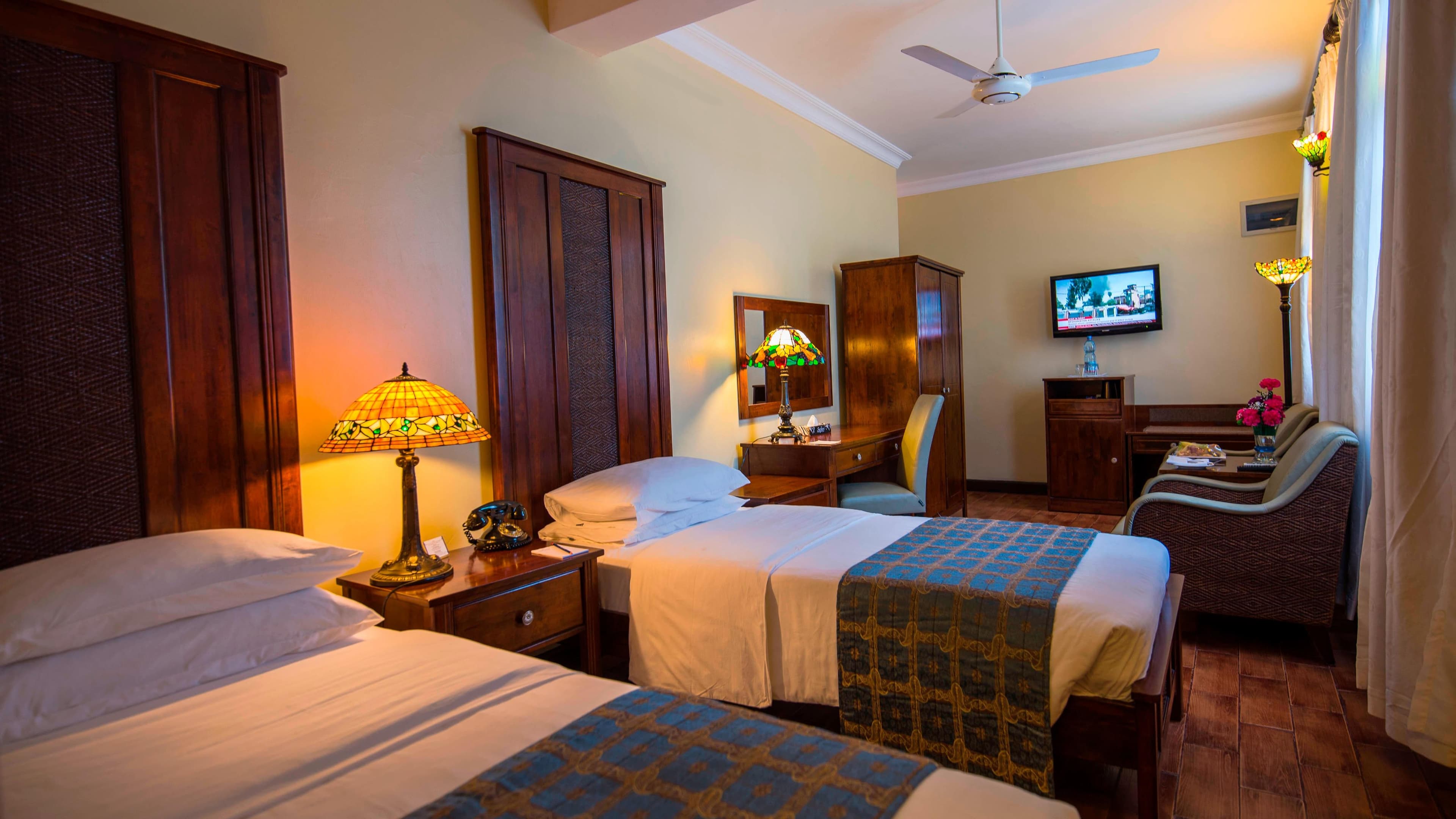 Protea Hotel Dar es Salaam Courtyard — 8