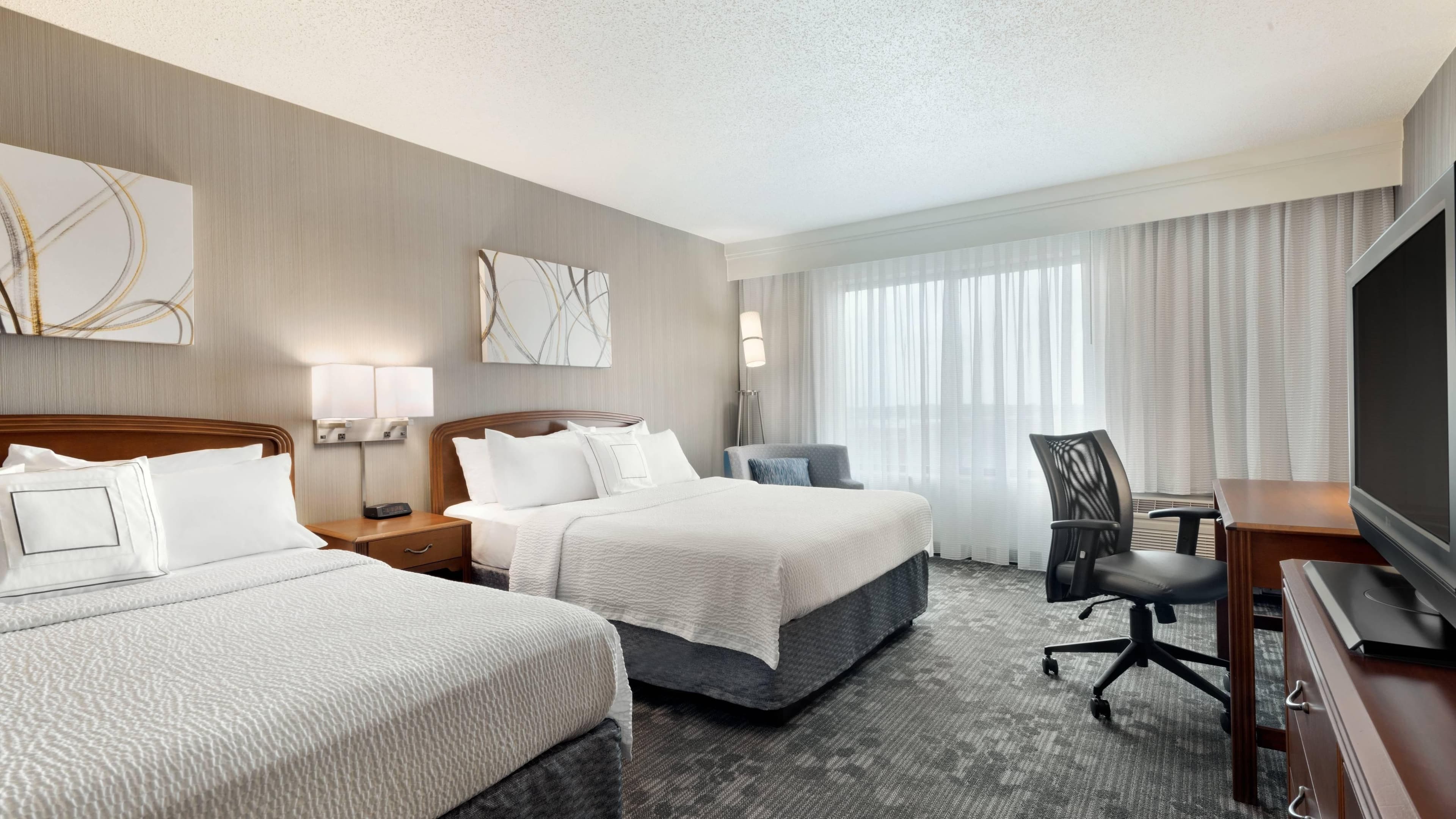 Holiday Inn Express & Suites Dayton East - Beavercreek — 31