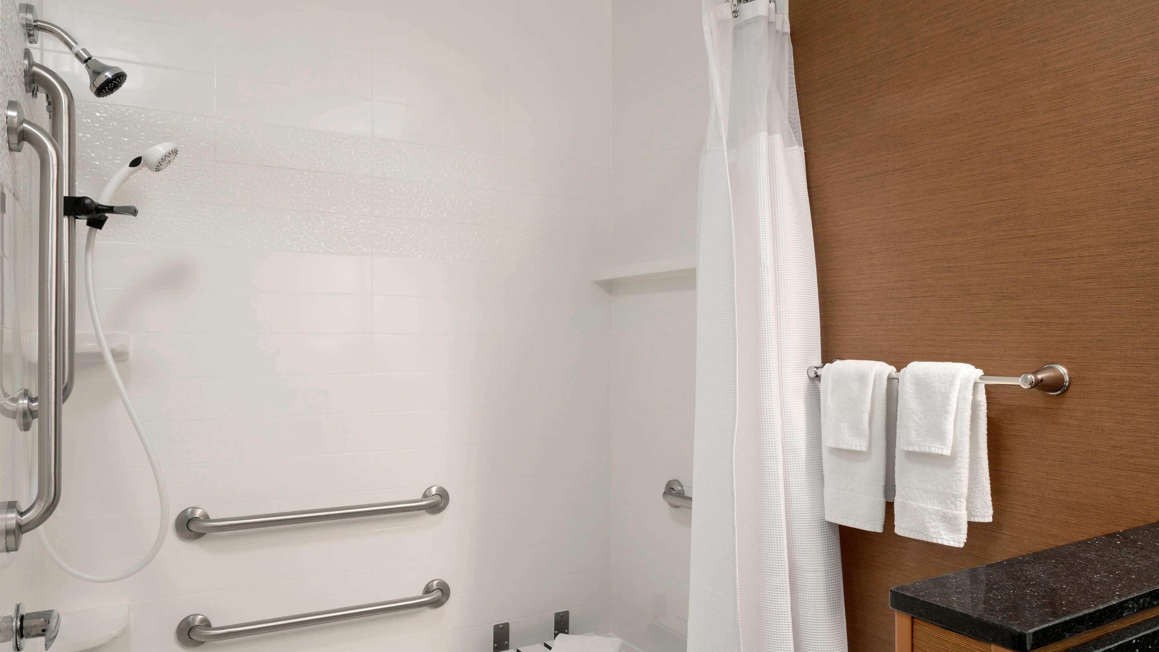 Fairfield Inn & Suites Lima - Image 5