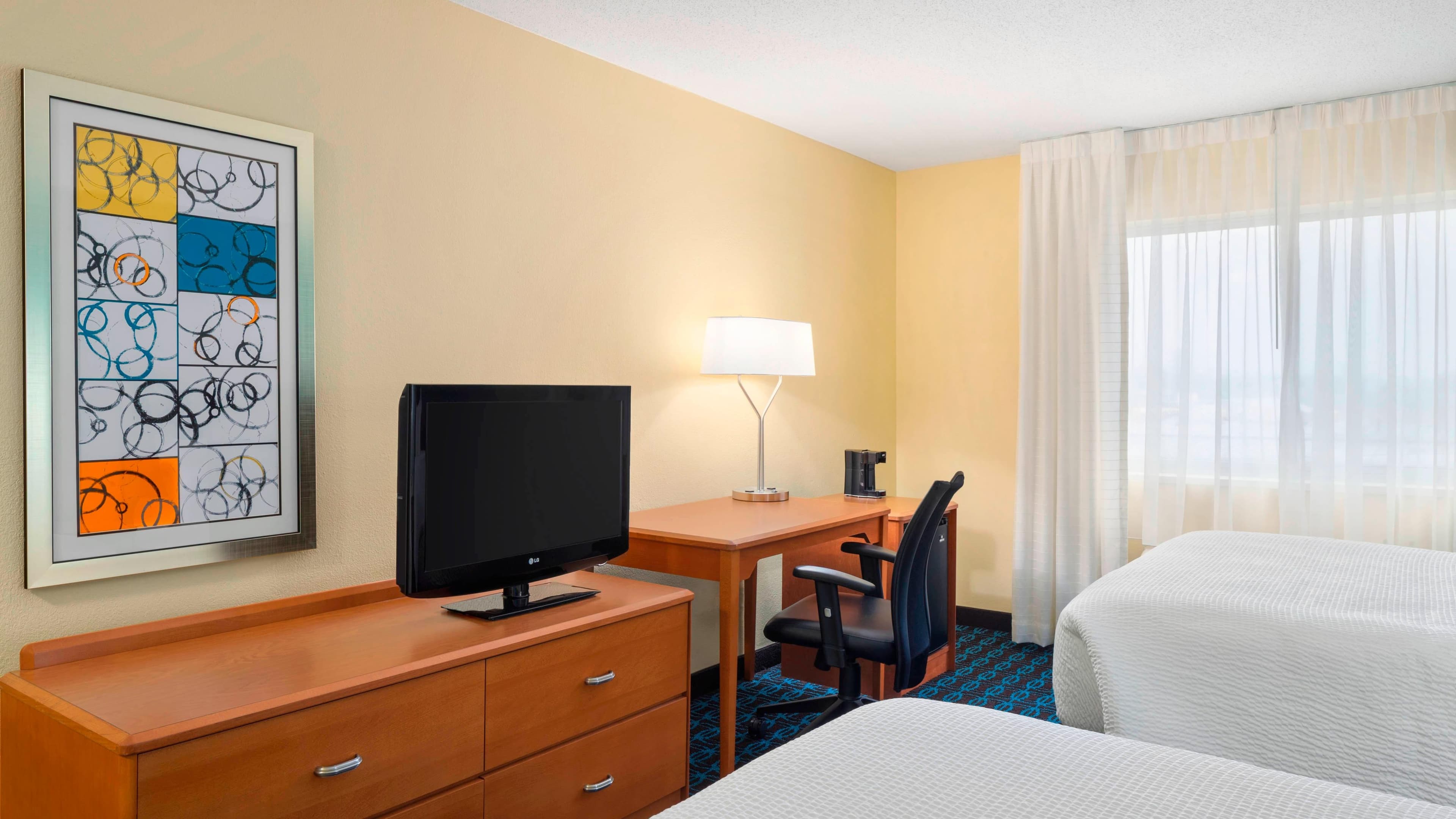 Fairfield Inn & Suites Lima — 7