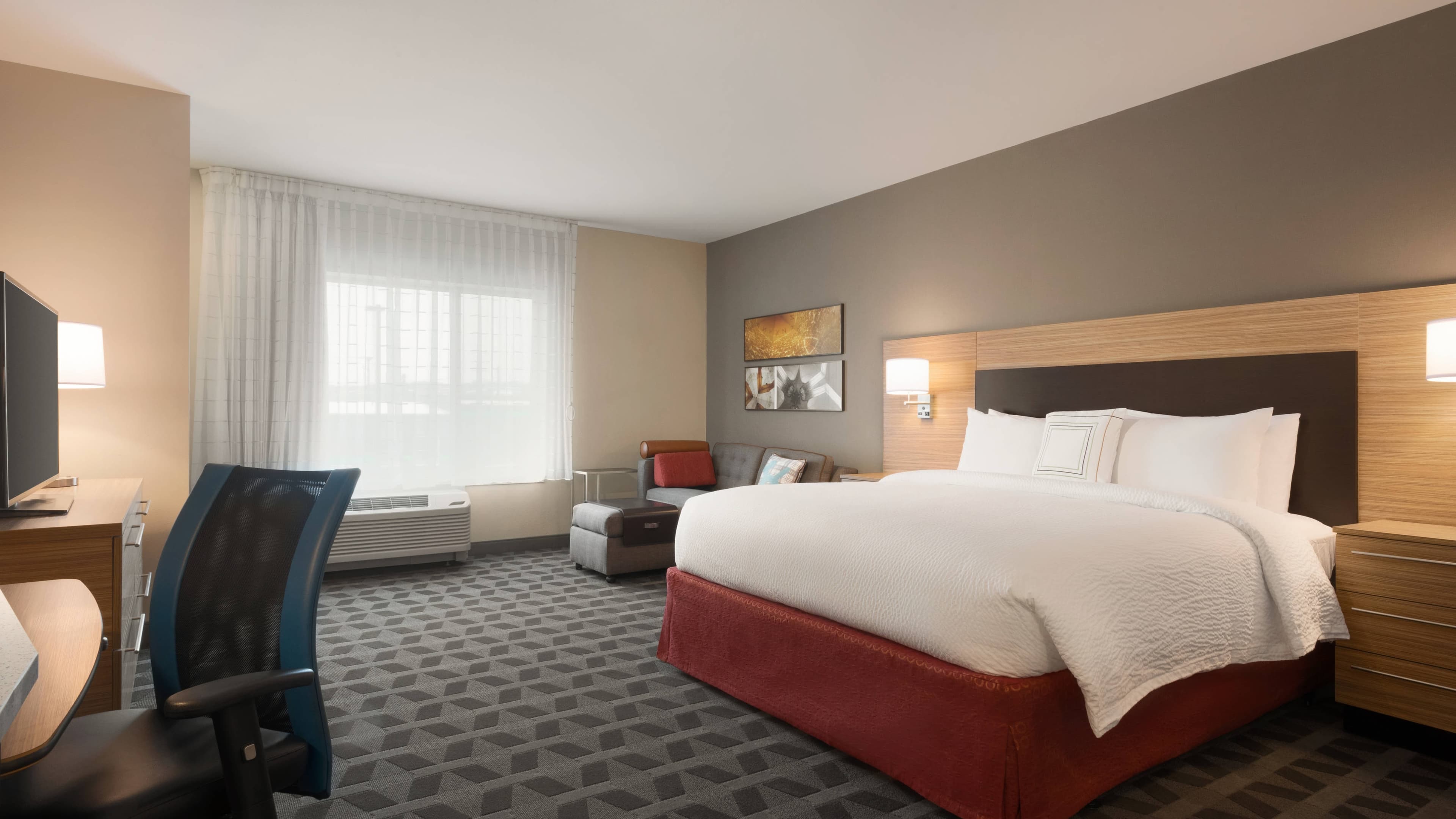TownePlace Suites Dubuque Downtown — 9