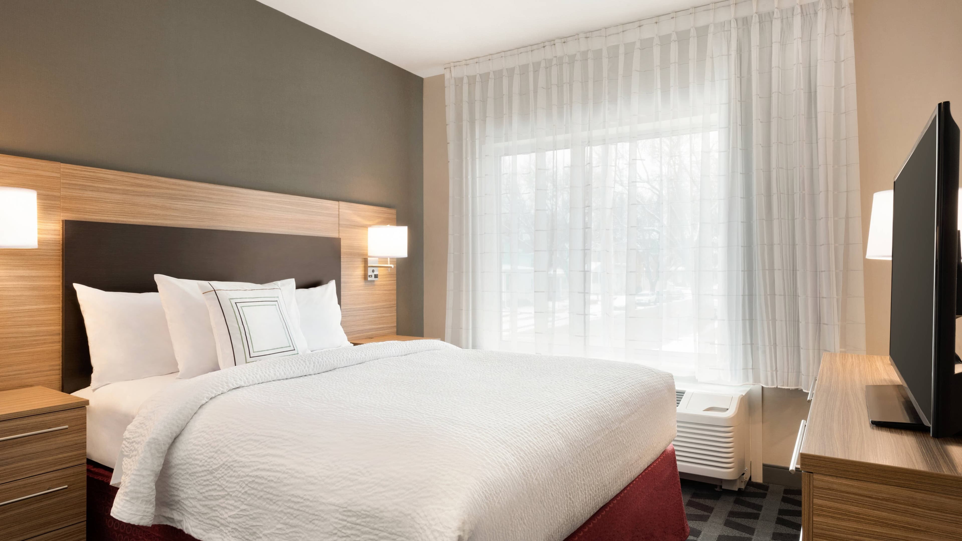 TownePlace Suites Dubuque Downtown - Image 3