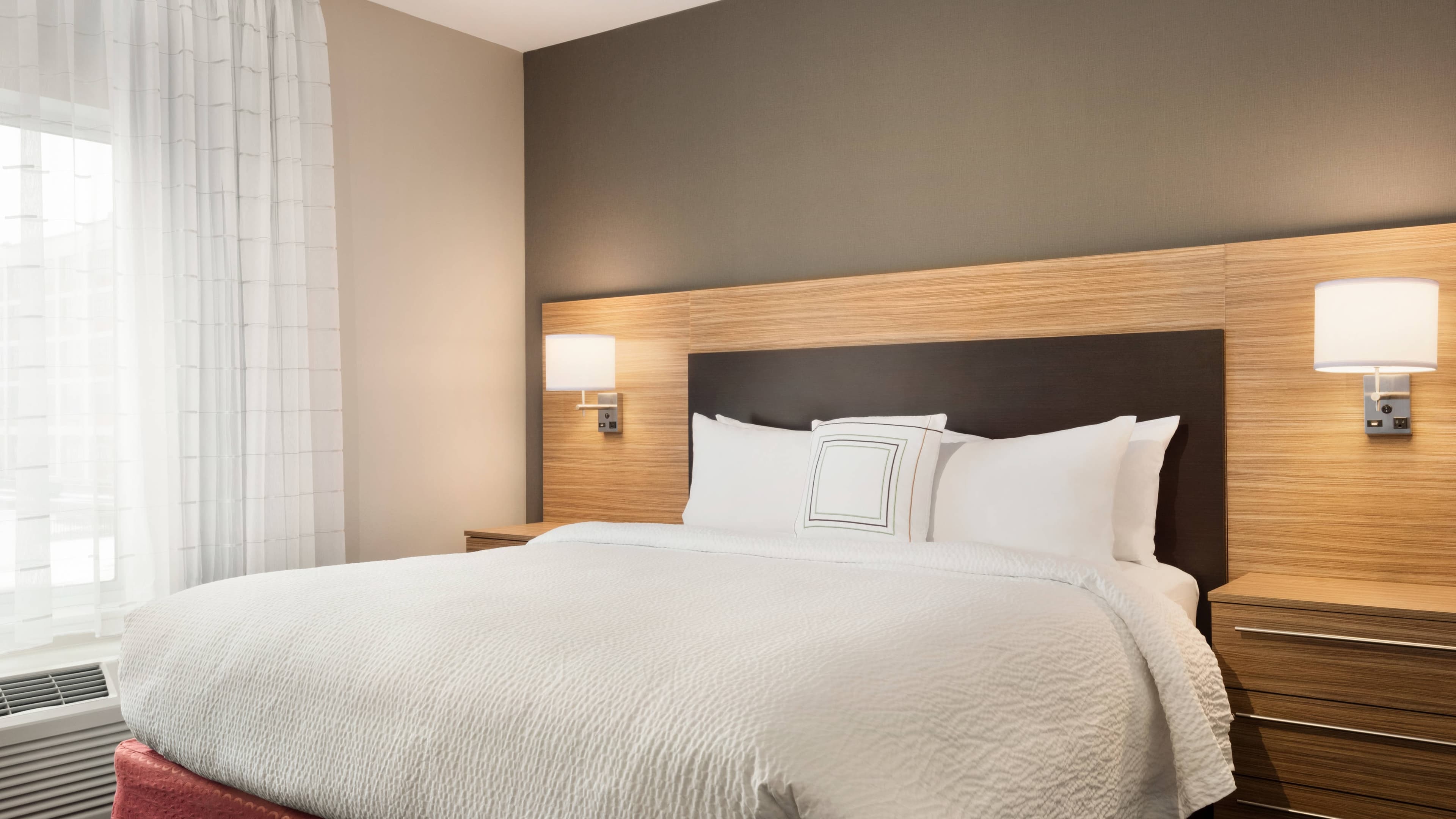 TownePlace Suites Dubuque Downtown — 11