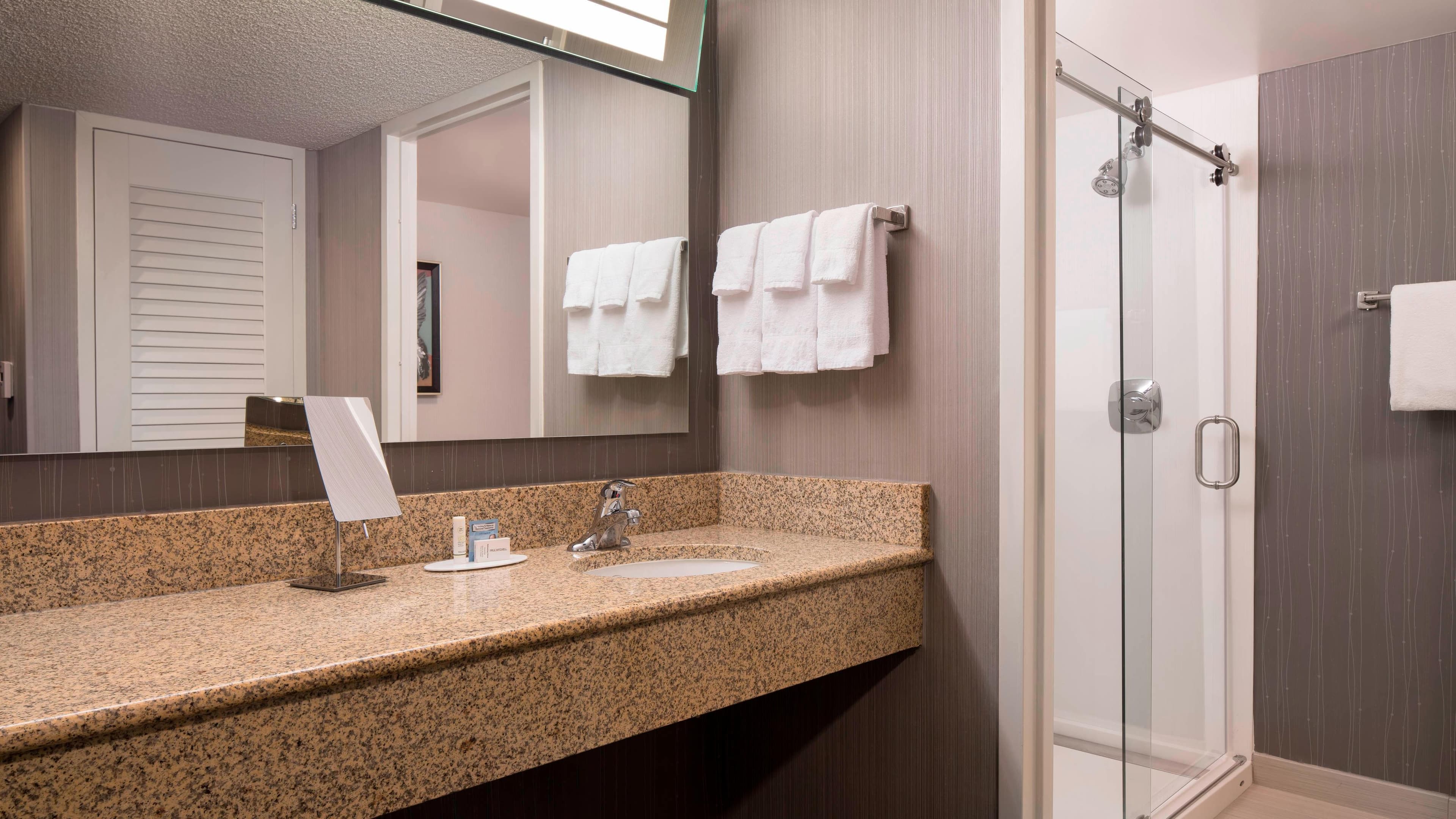 Courtyard Denver Airport - Image 5