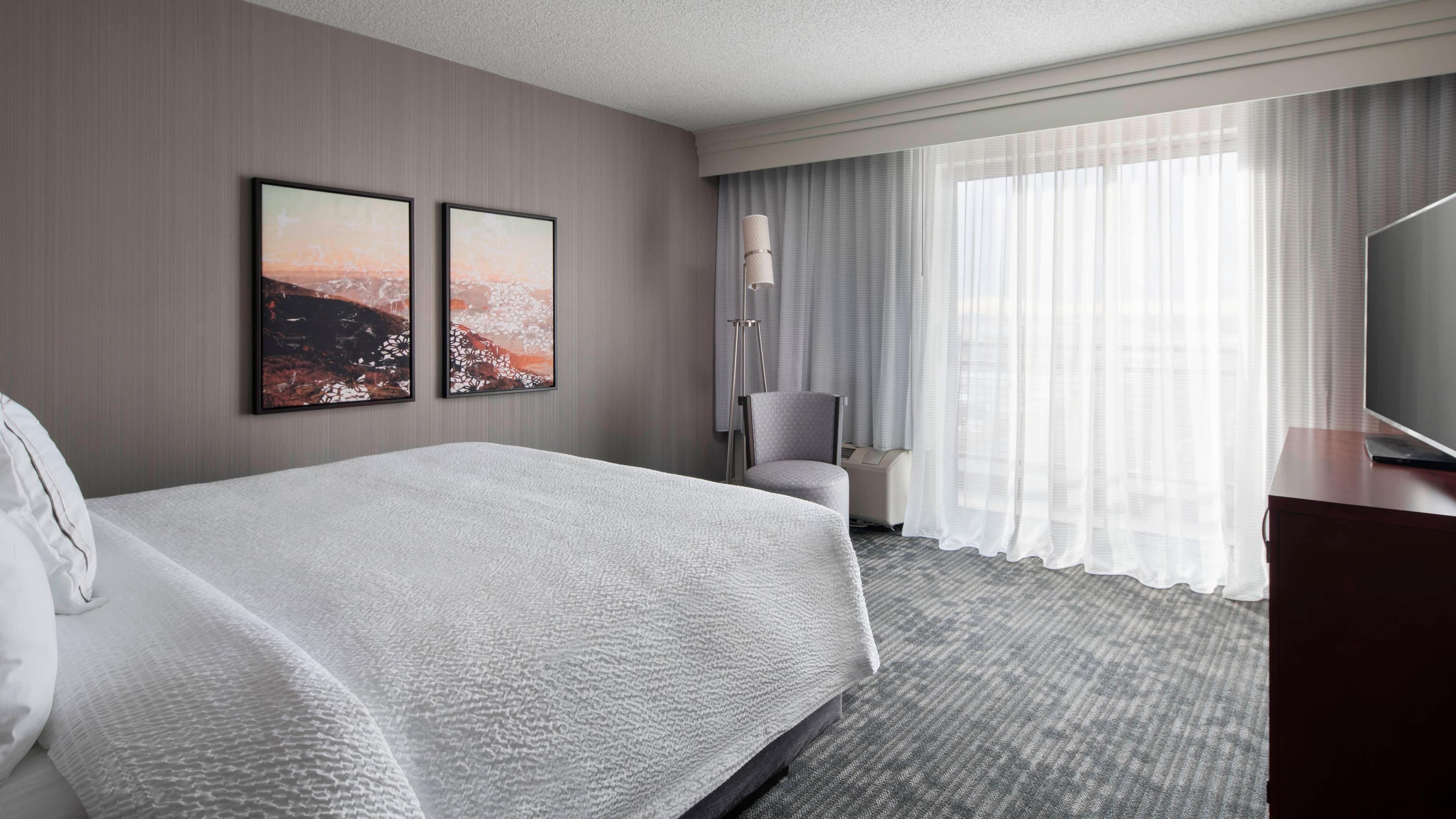 Courtyard Denver Airport - Image 4