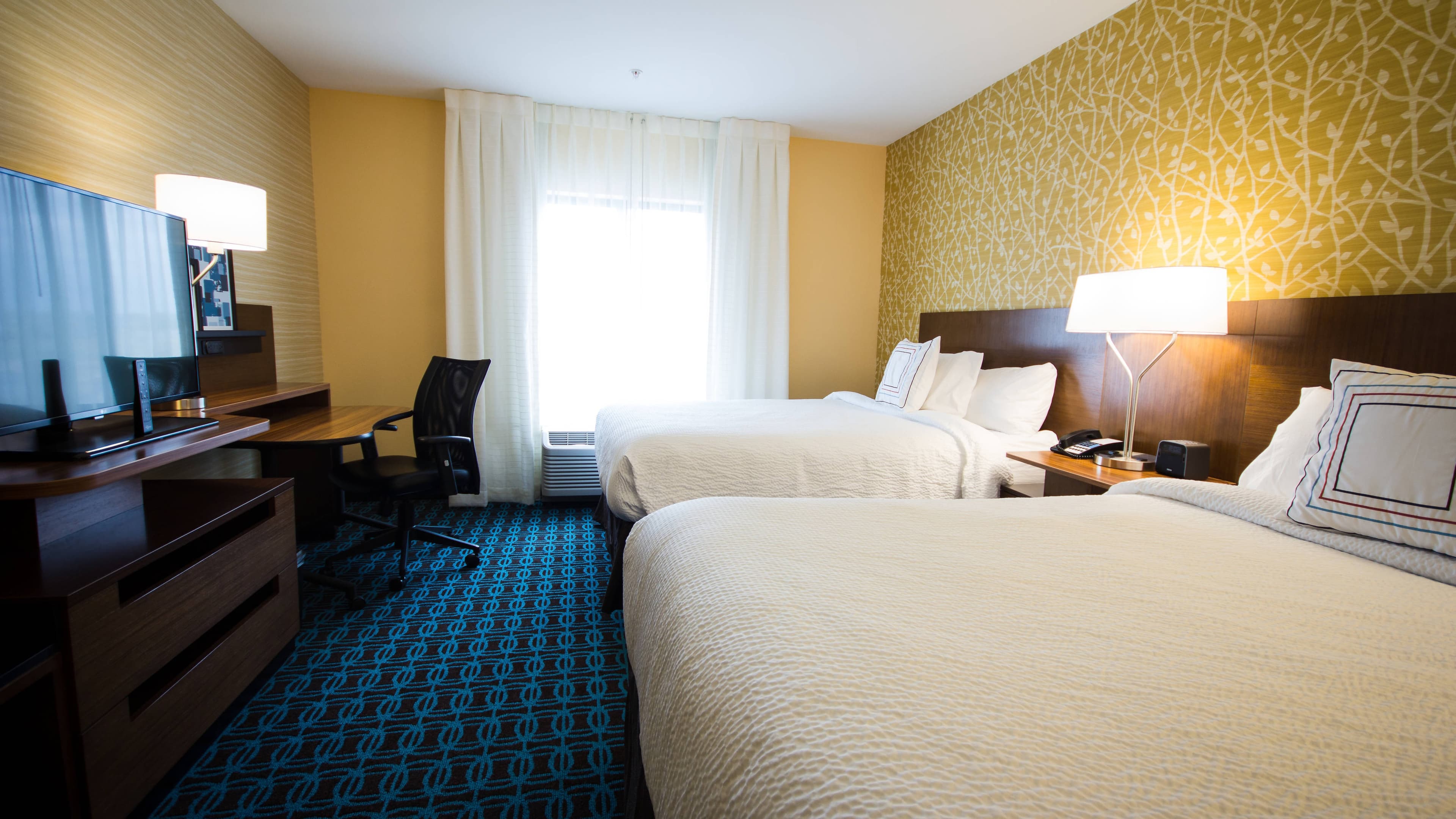 Holiday Inn Express & Suites Denver NE - Brighton — 6