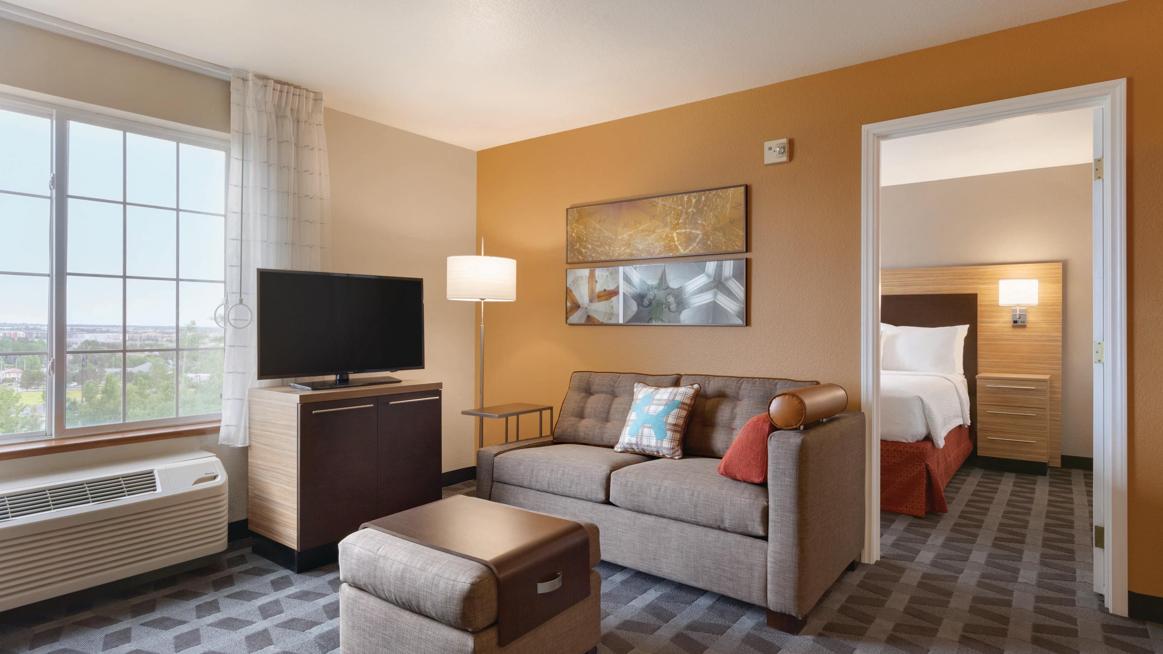 TownePlace Suites Boulder Broomfield/Interlocken - Image 2