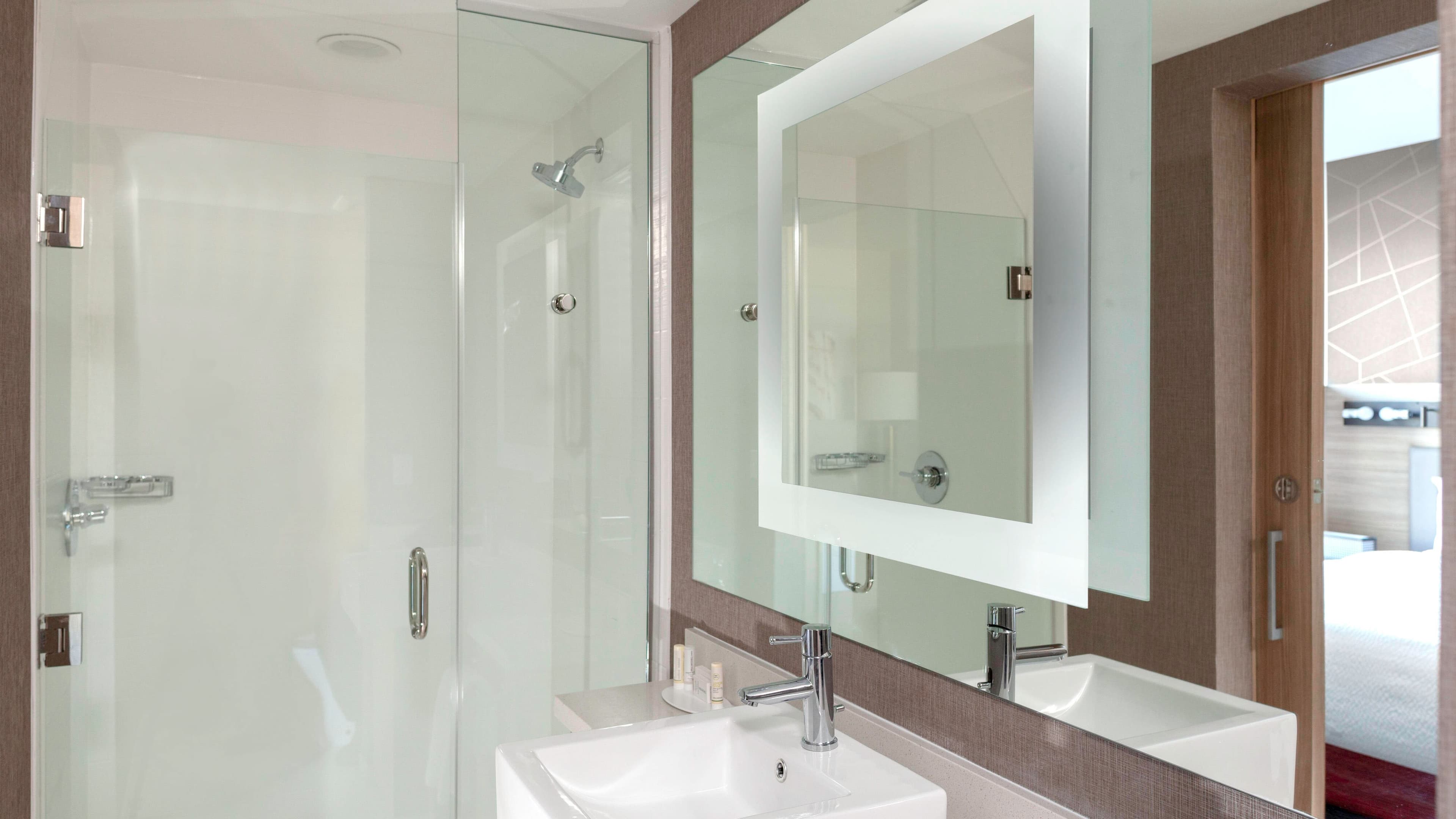 Suite - Image 2
