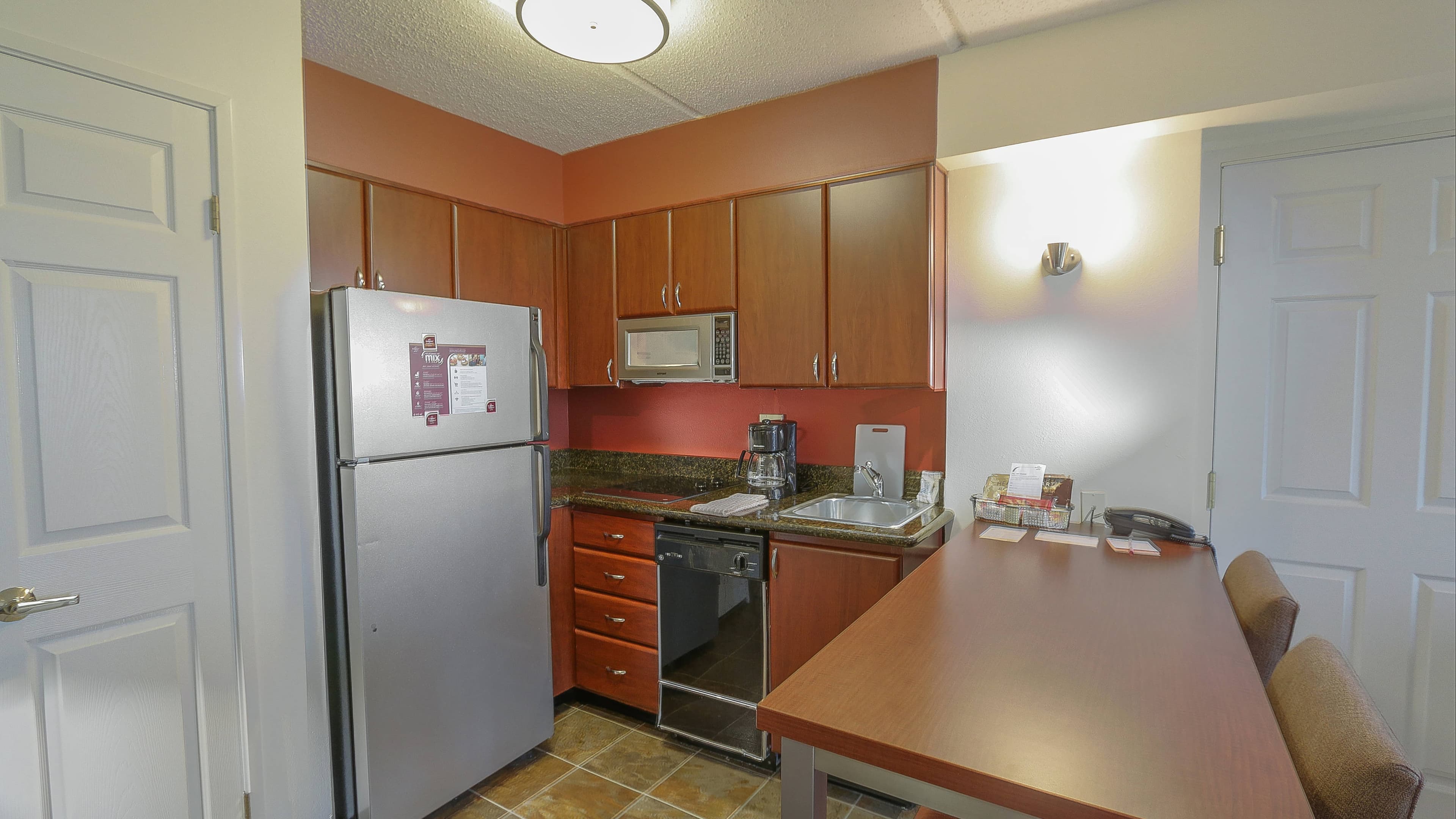 Studio Suite - Image 2
