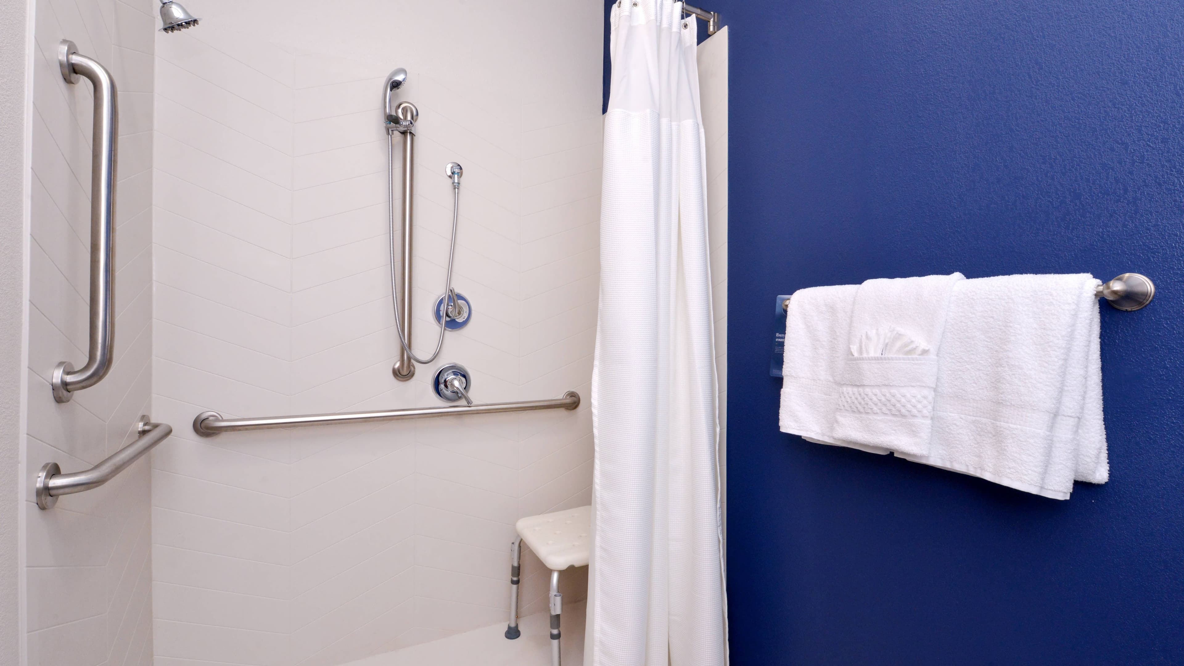 Fairfield Inn & Suites Arlington Near Six Flags — 14