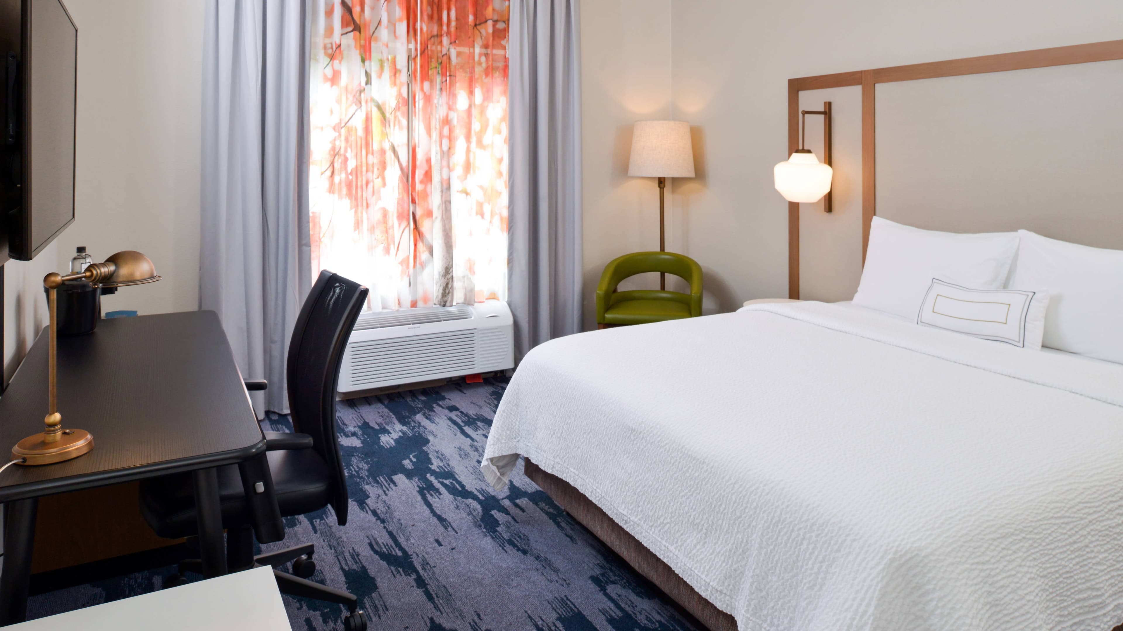 Fairfield Inn & Suites Arlington Near Six Flags — 9