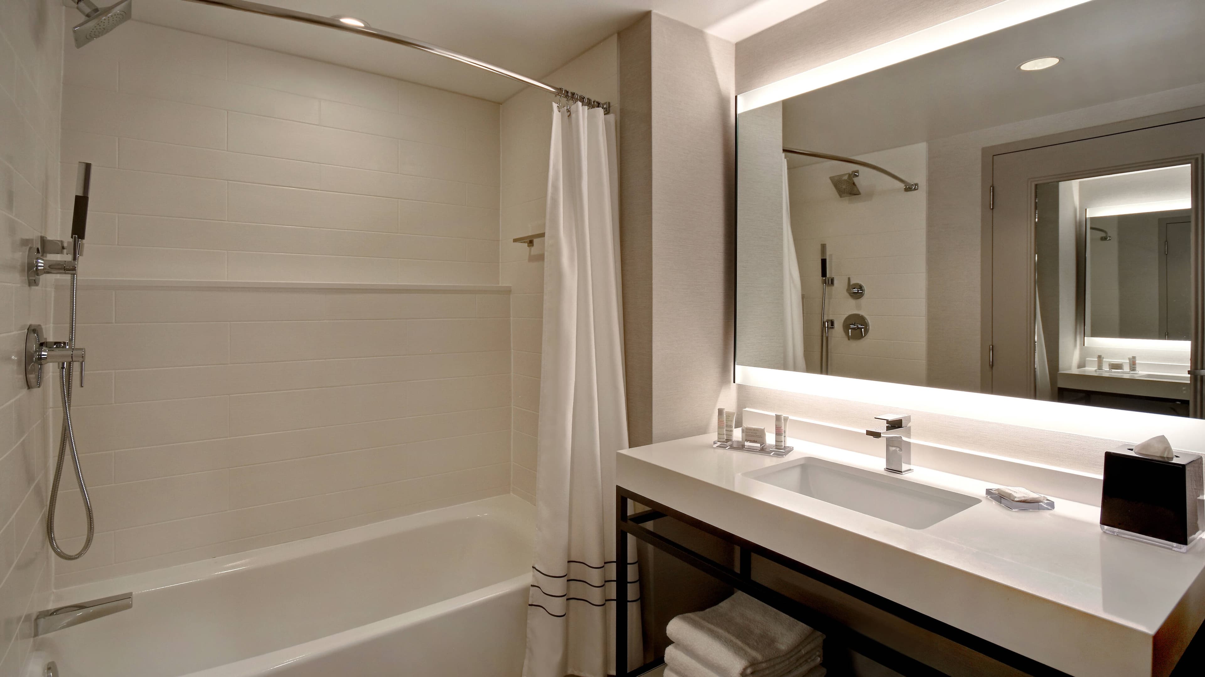 Holiday Inn Express & Suites McKinney - Frisco East — 17