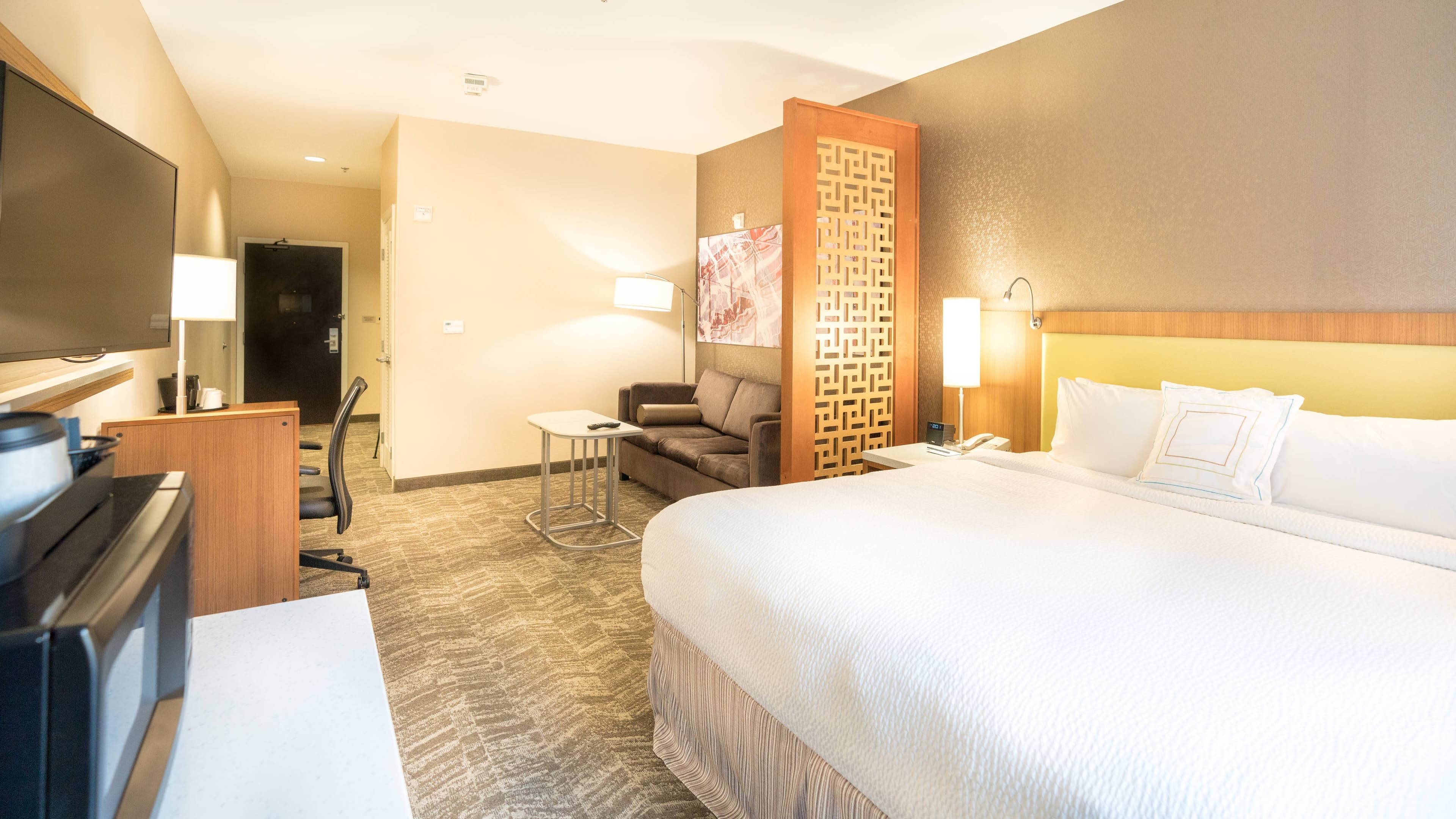 SpringHill Suites Denton - Image 3