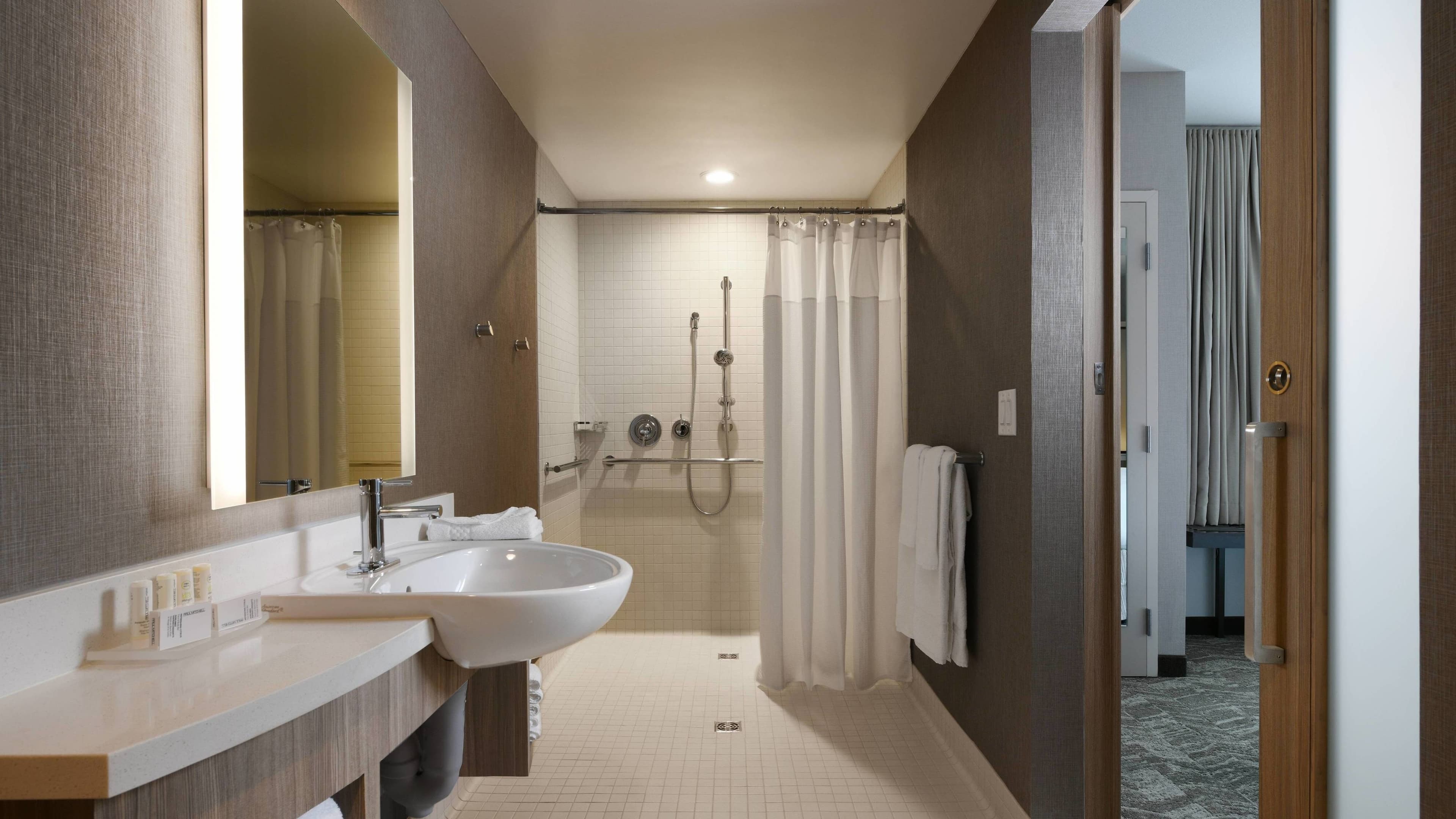 SpringHill Suites Dallas DFW Airport South/CentrePort — 7