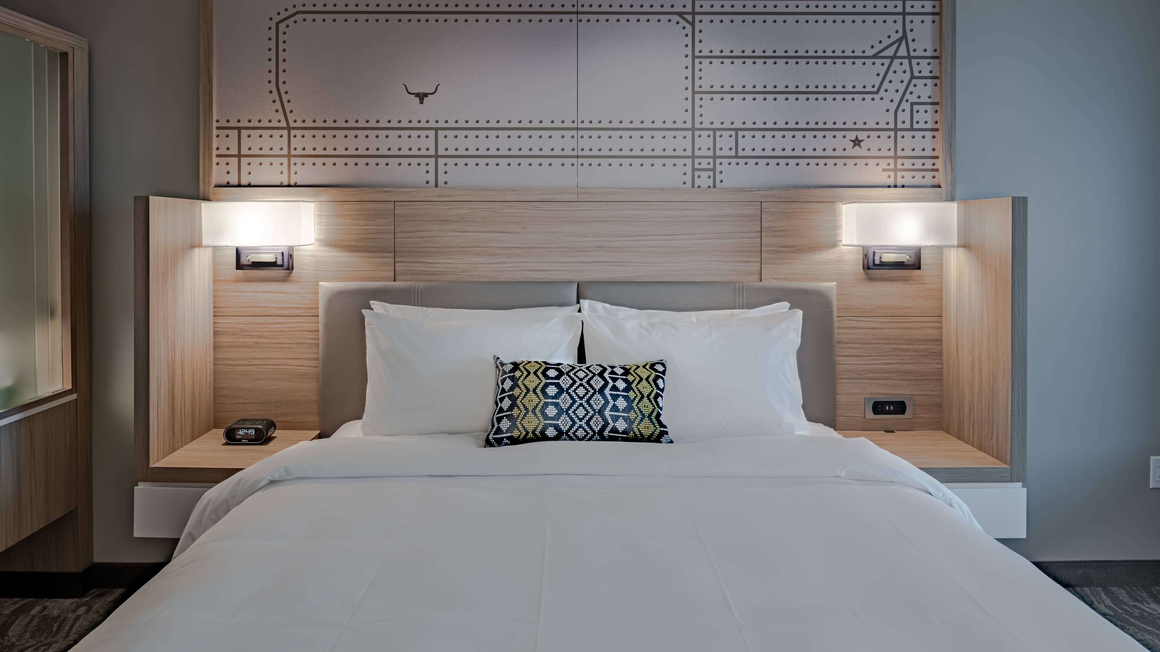 SpringHill Suites Fort Worth Historic Stockyards - Image 3
