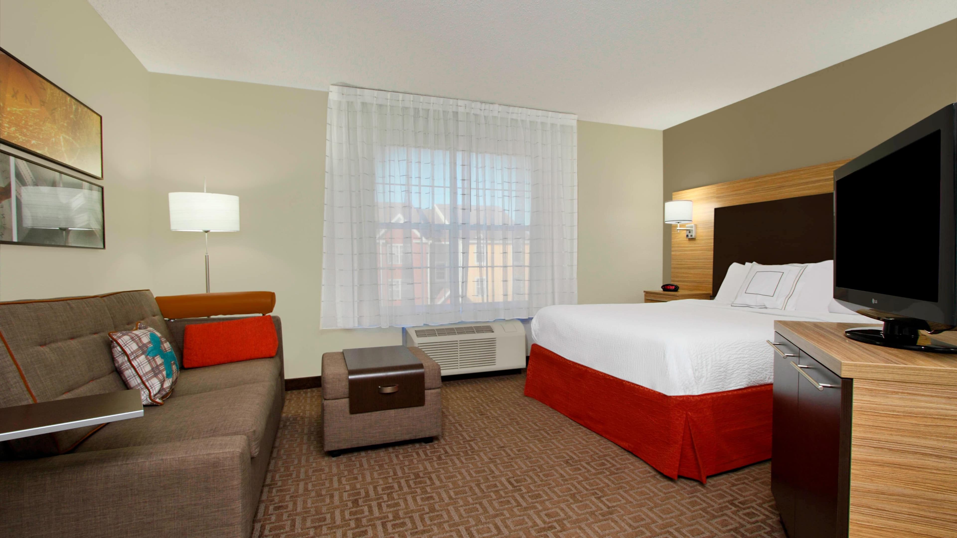 TownePlace Suites Fort Worth Southwest/TCU Area - Image 2