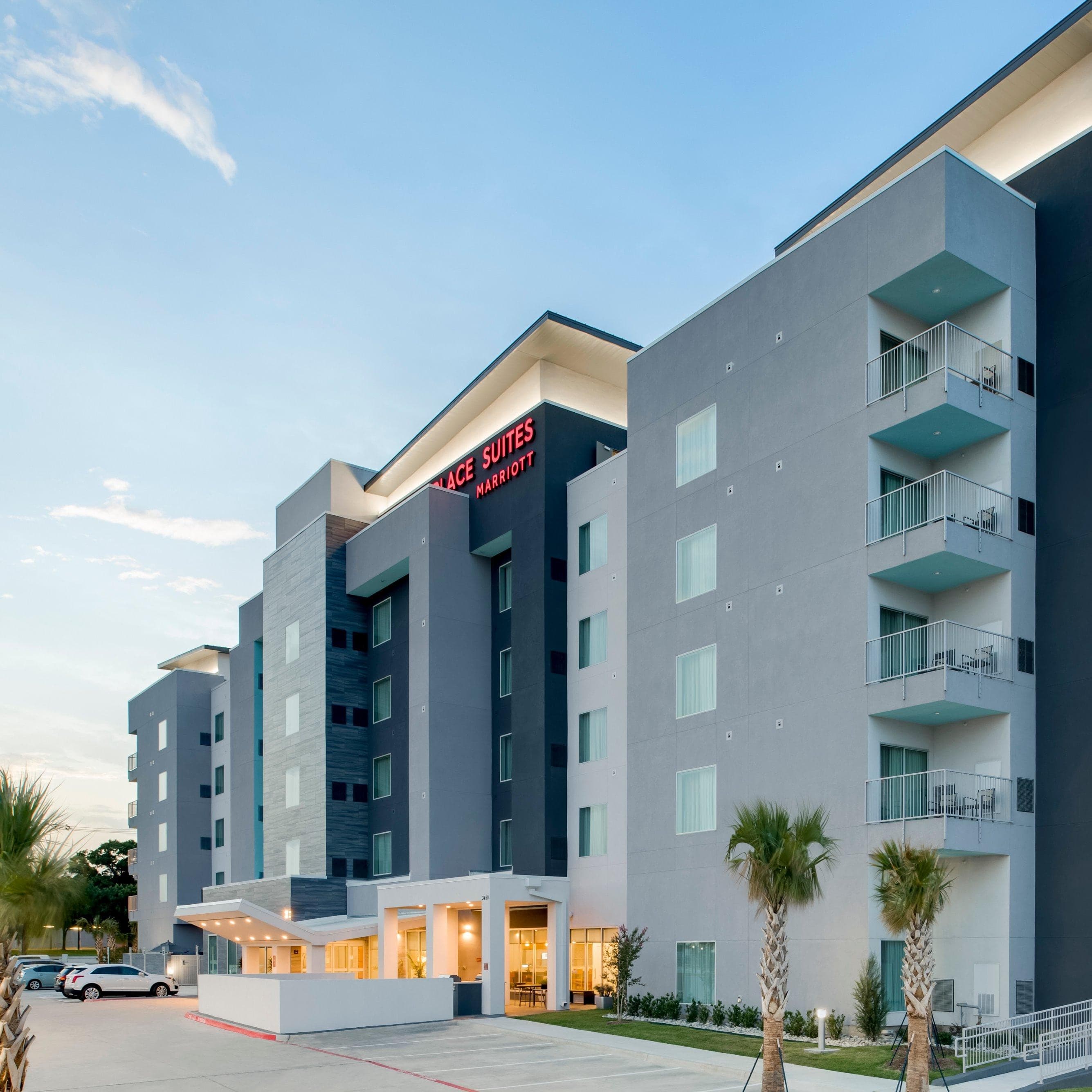 TownePlace Suites Fort Worth University Area/Medical Center - Image 1