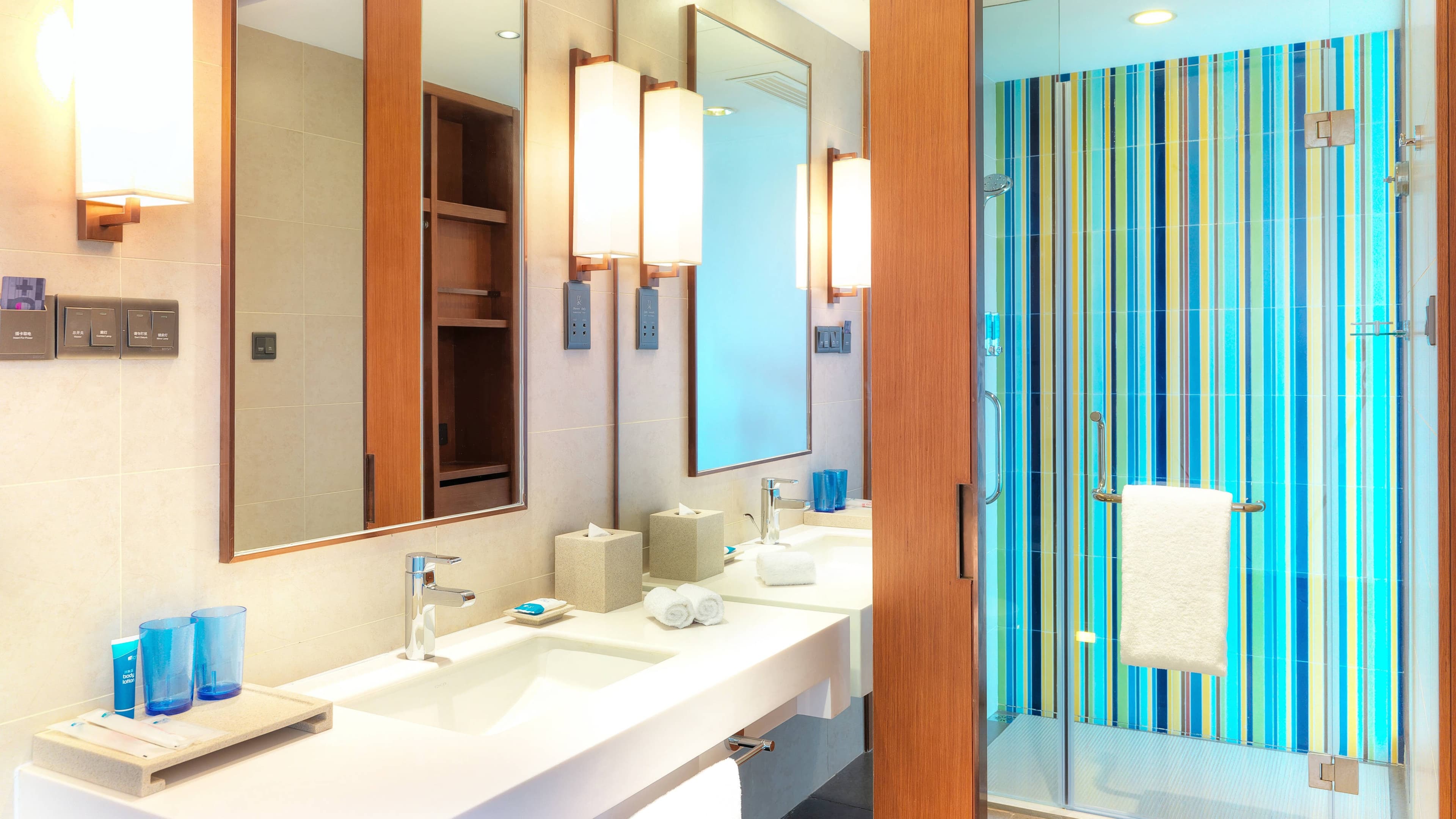 Aloft Dalian - Image 3