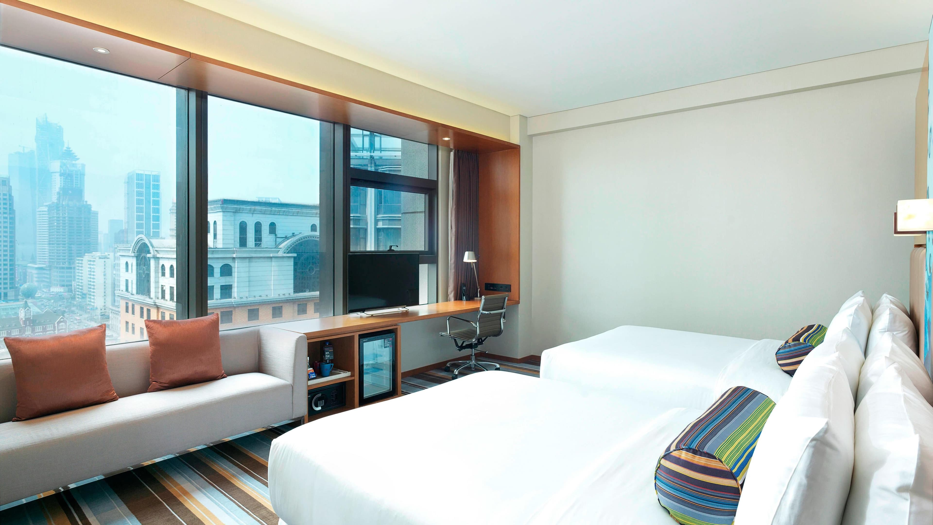 Aloft Dalian - Image 5