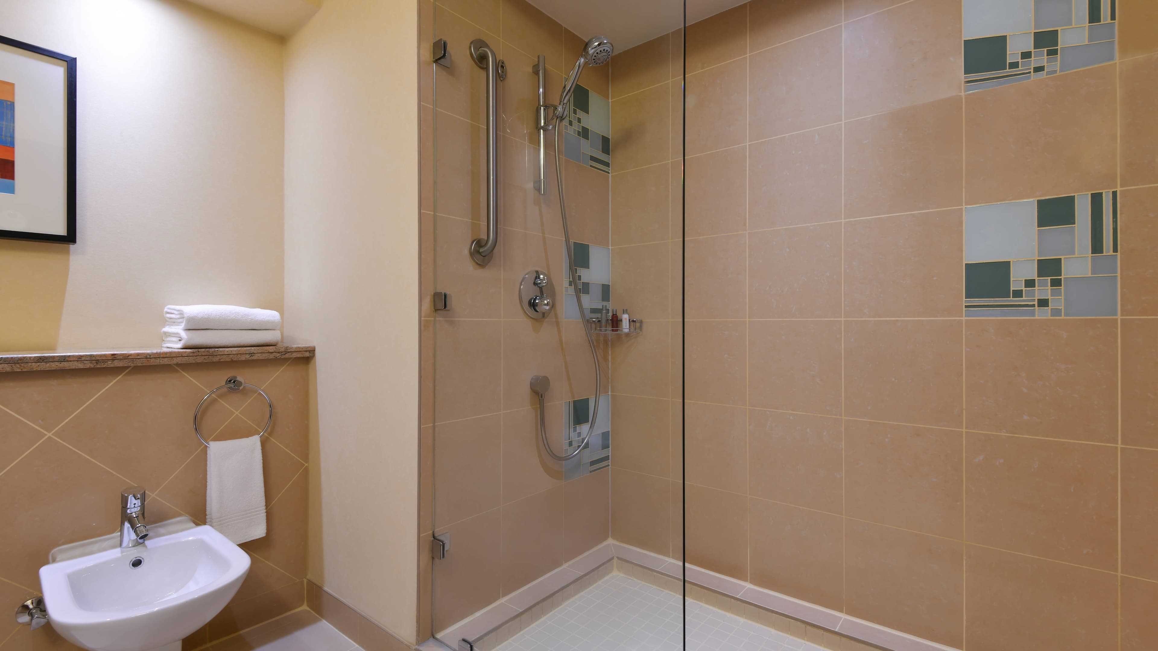 Deluxe Guest room - Image 5