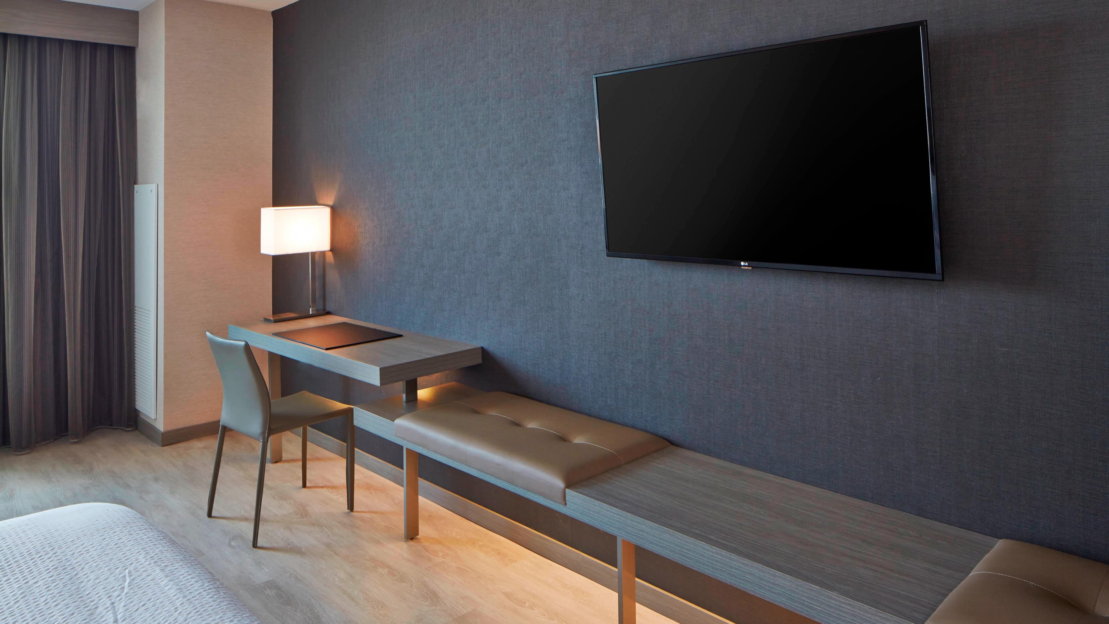 AC Hotel Des Moines East Village - Image 3