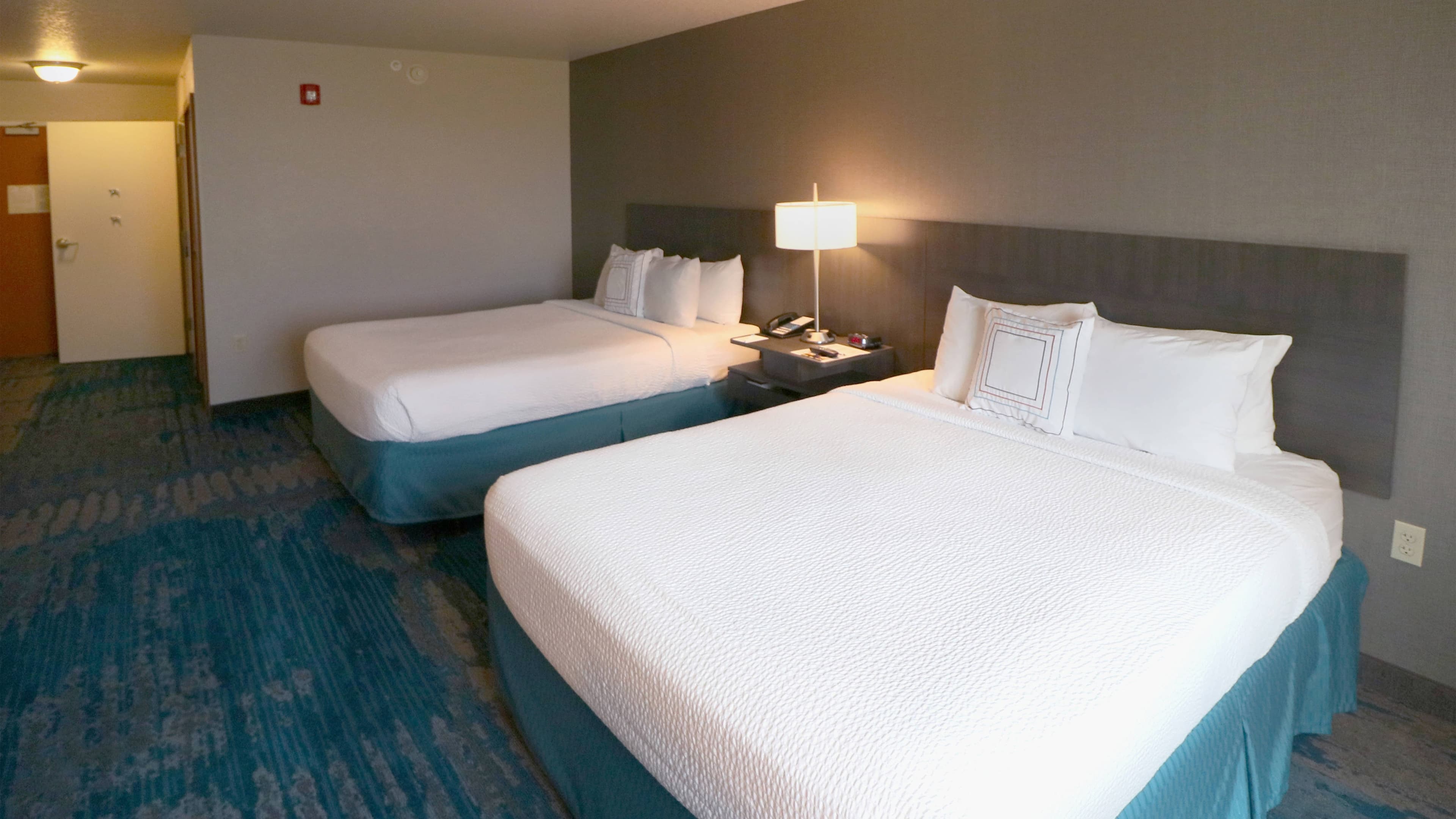Holiday Inn Des Moines-Airport/Conf Center — 6