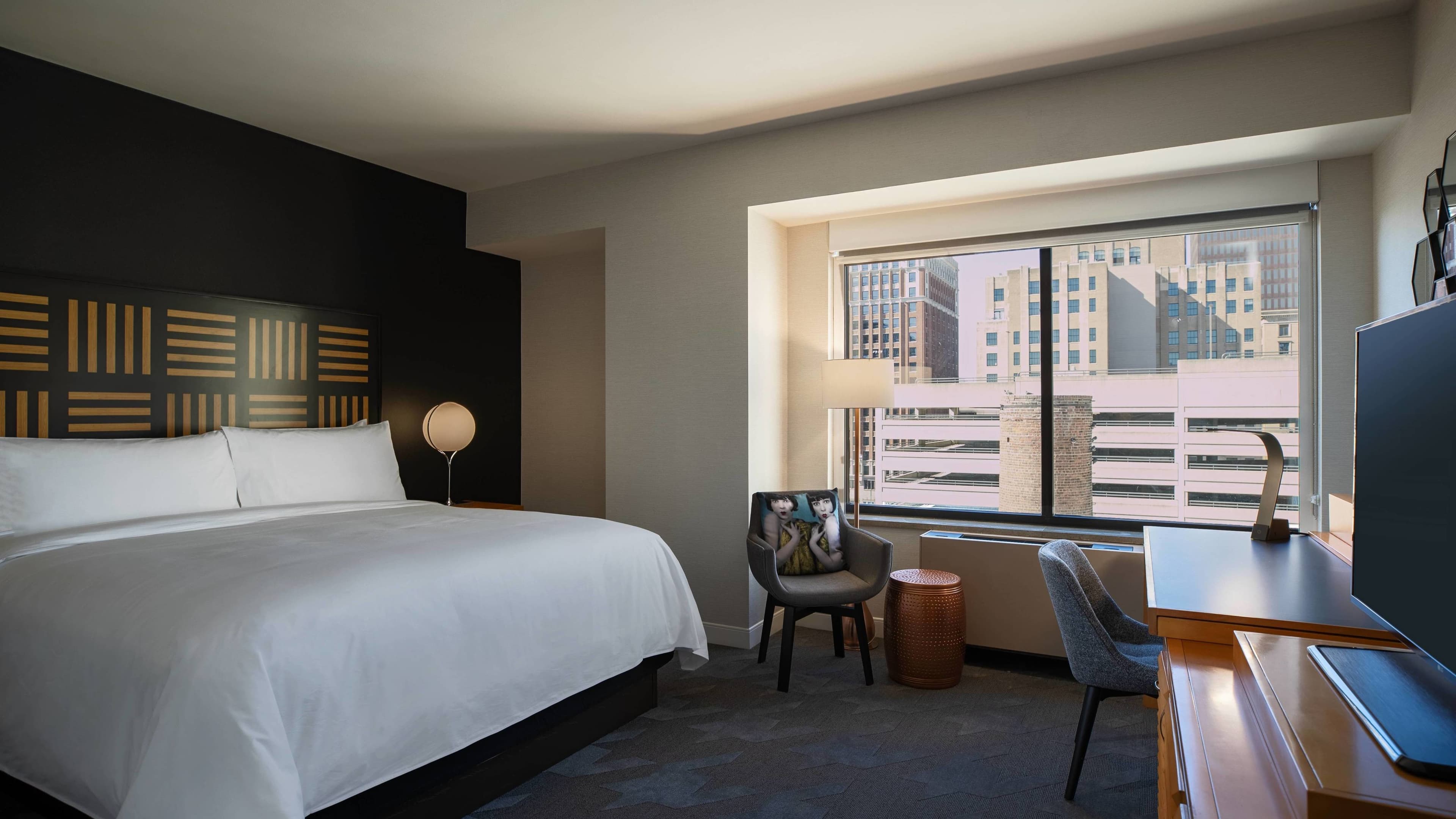 Renaissance Des Moines Savery Hotel — 7