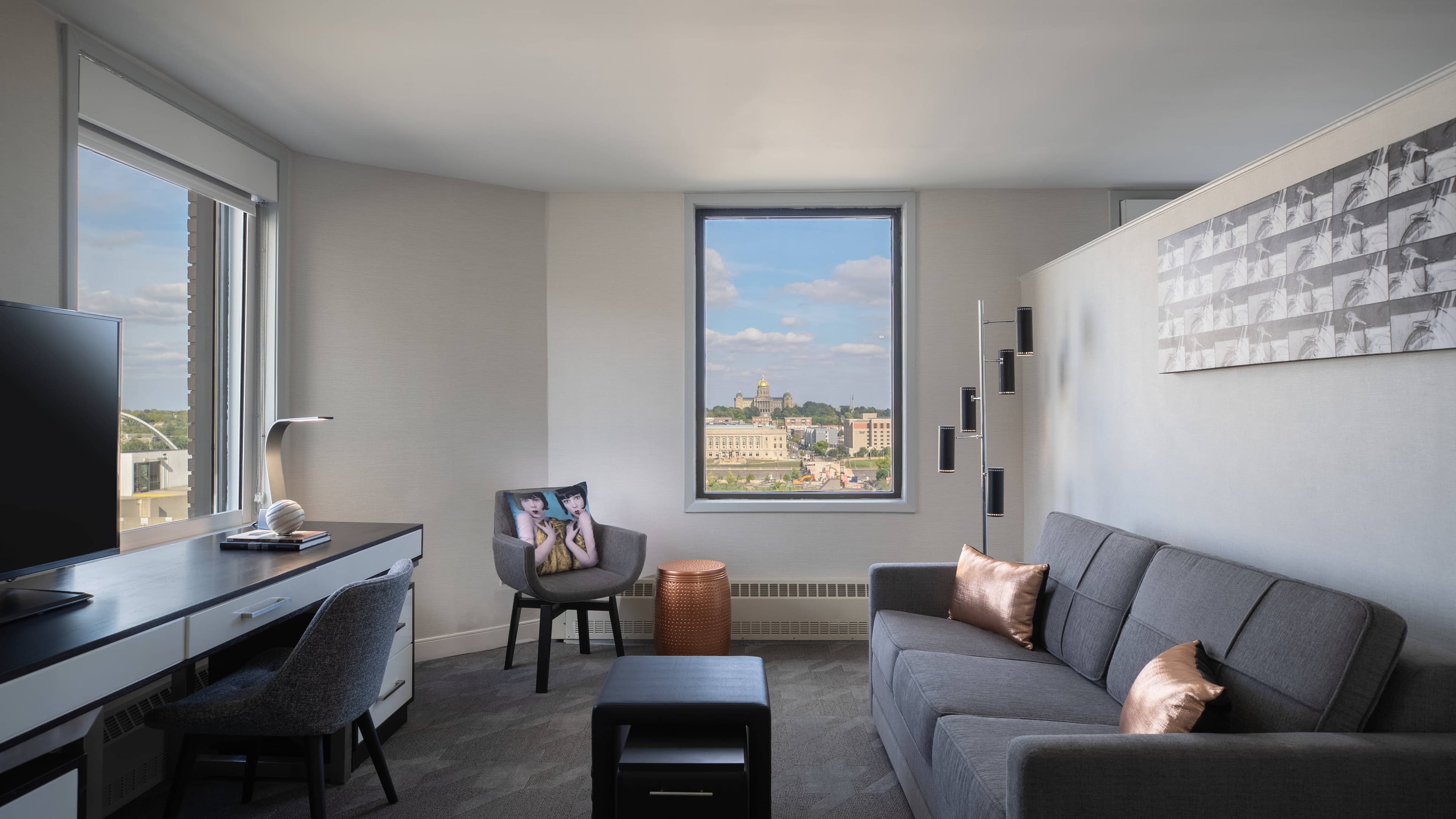 Renaissance Des Moines Savery Hotel — 12