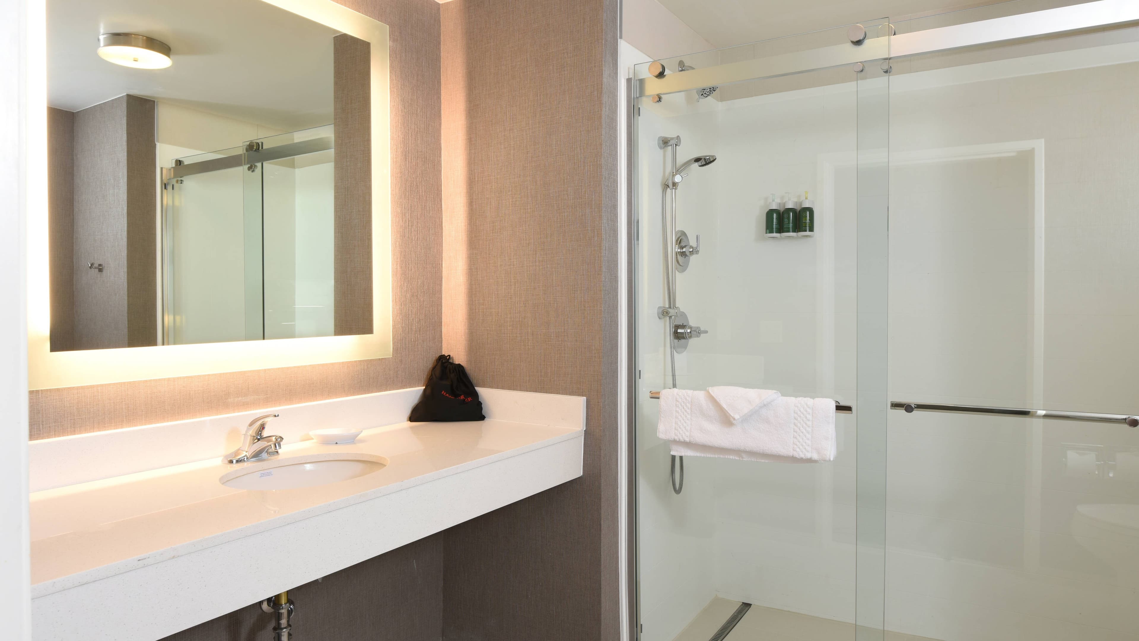SpringHill Suites Des Moines West — 11