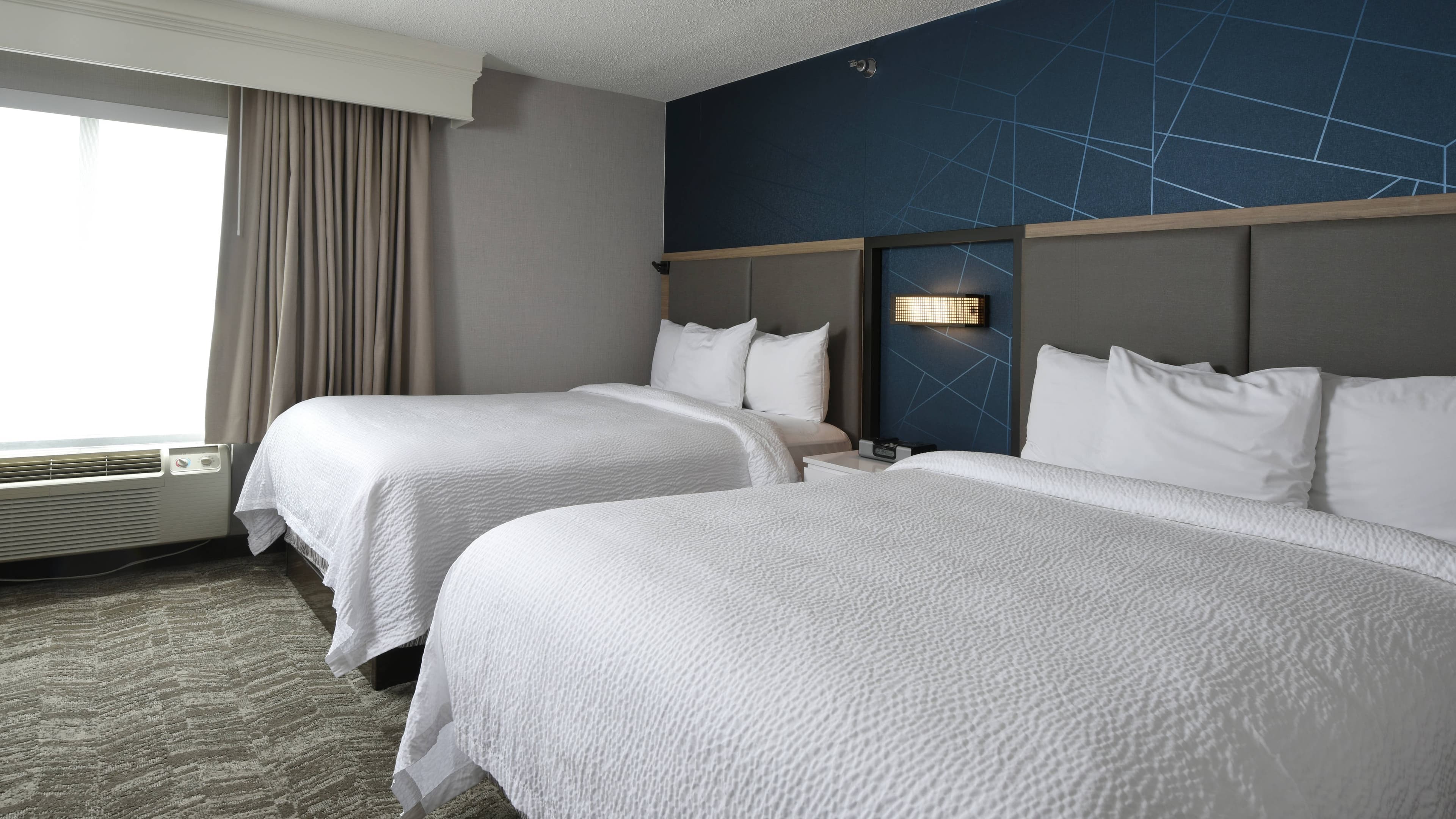 SpringHill Suites Des Moines West — 12