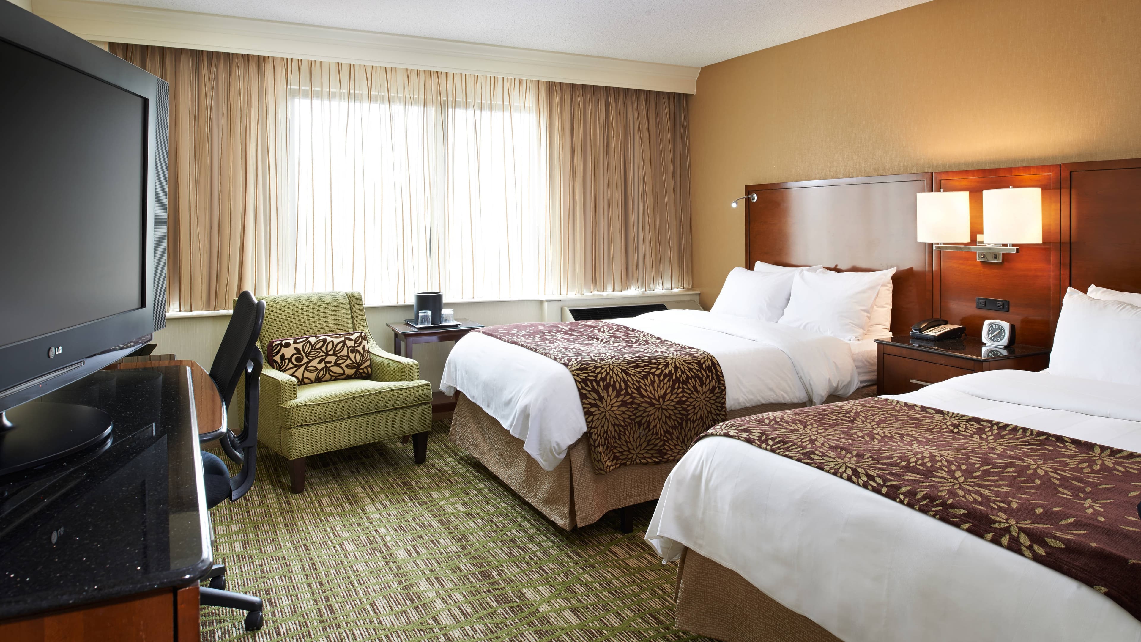 Detroit Marriott Livonia - Image 3