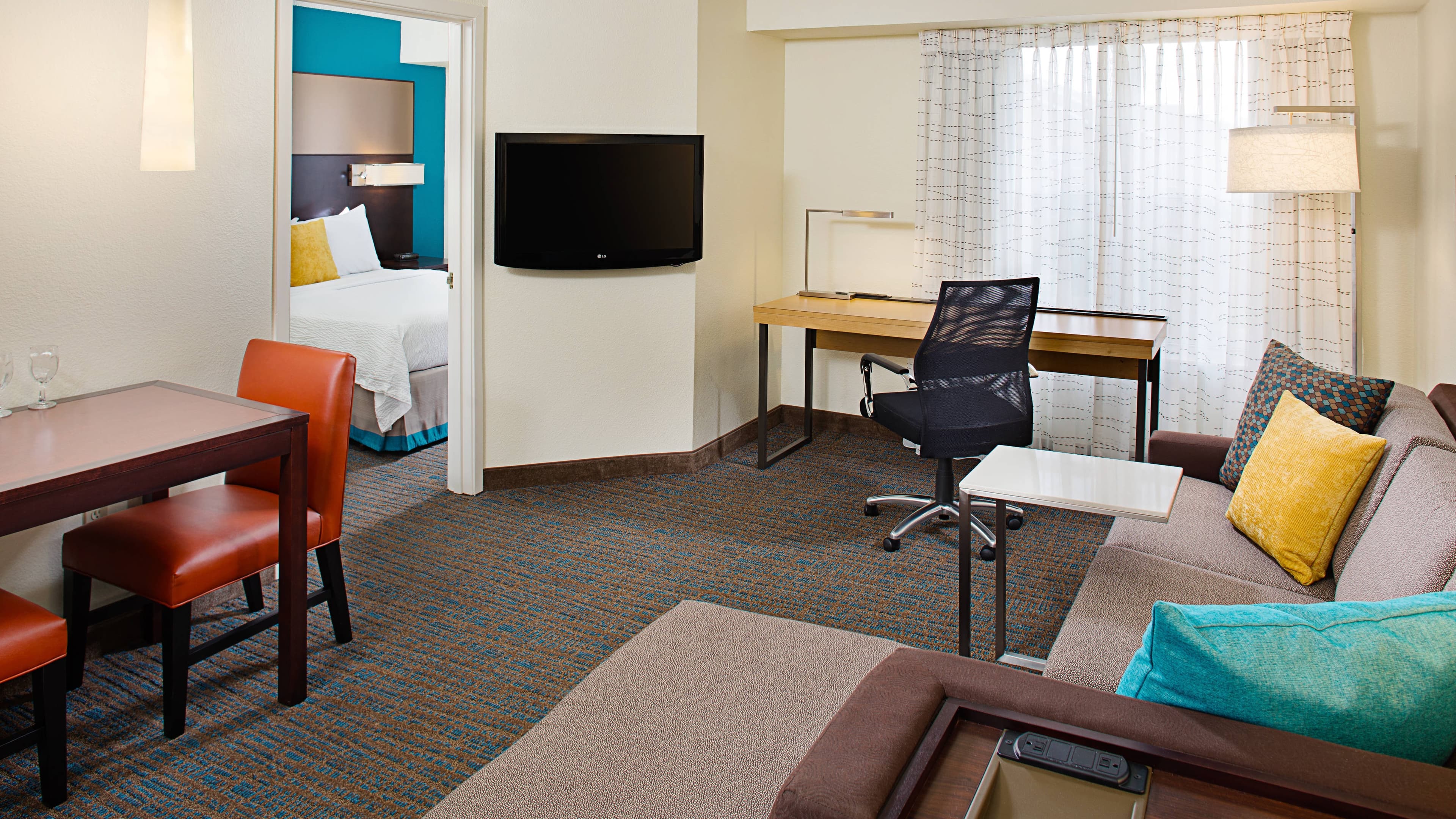 Residence Inn Detroit Livonia - Image 2