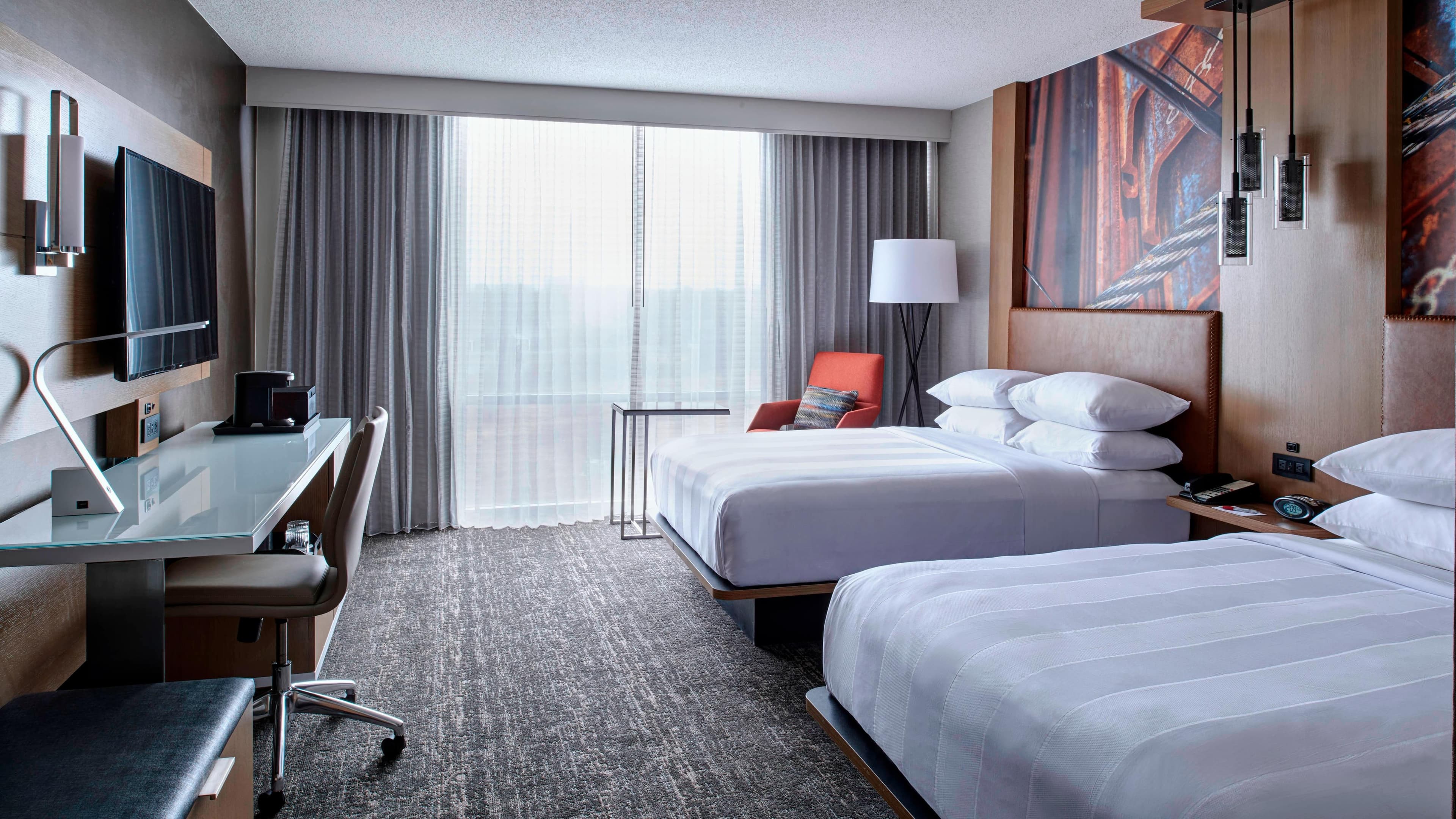 Auburn Hills Marriott Pontiac - Image 2