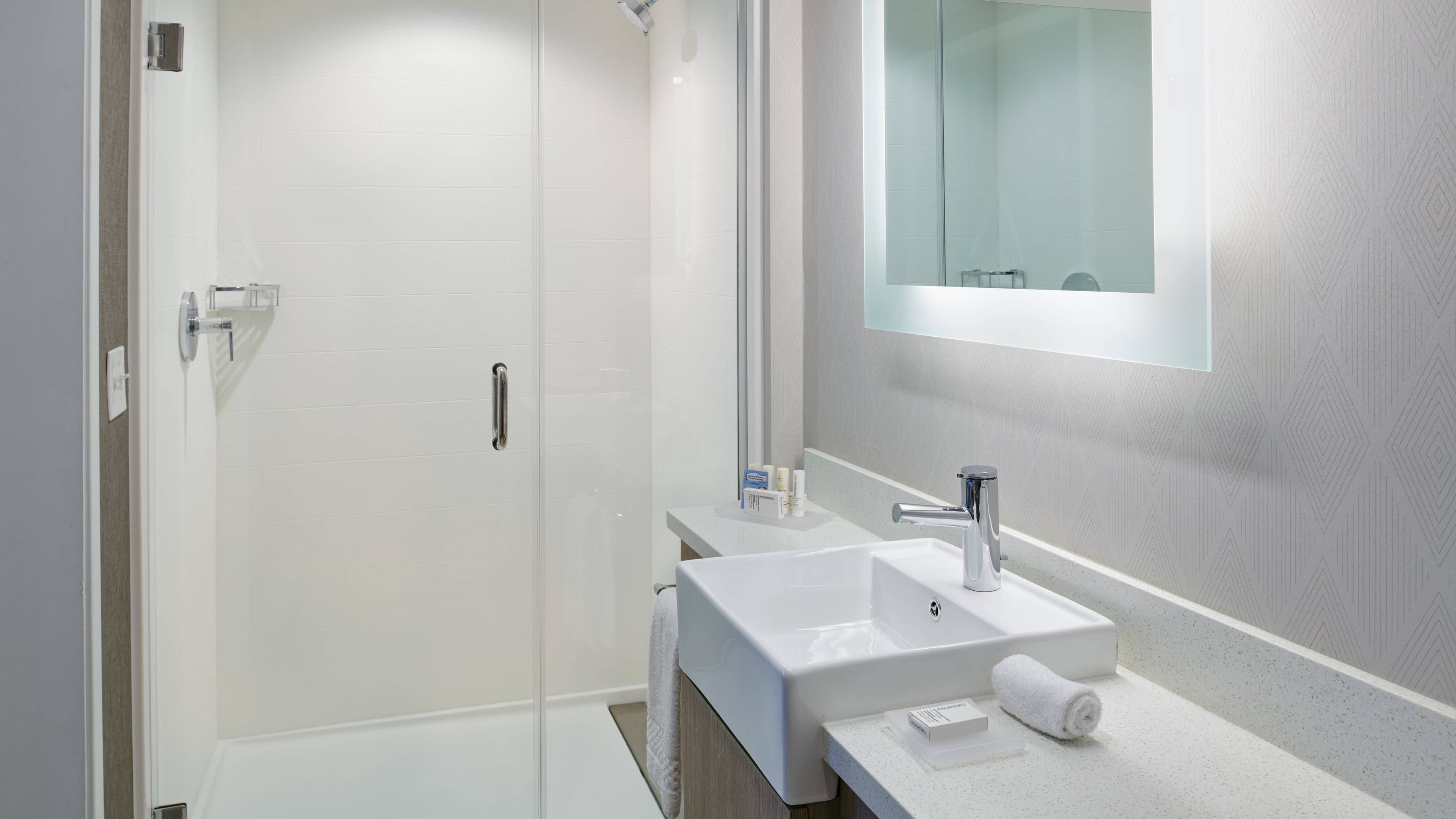 Suite - Image 5