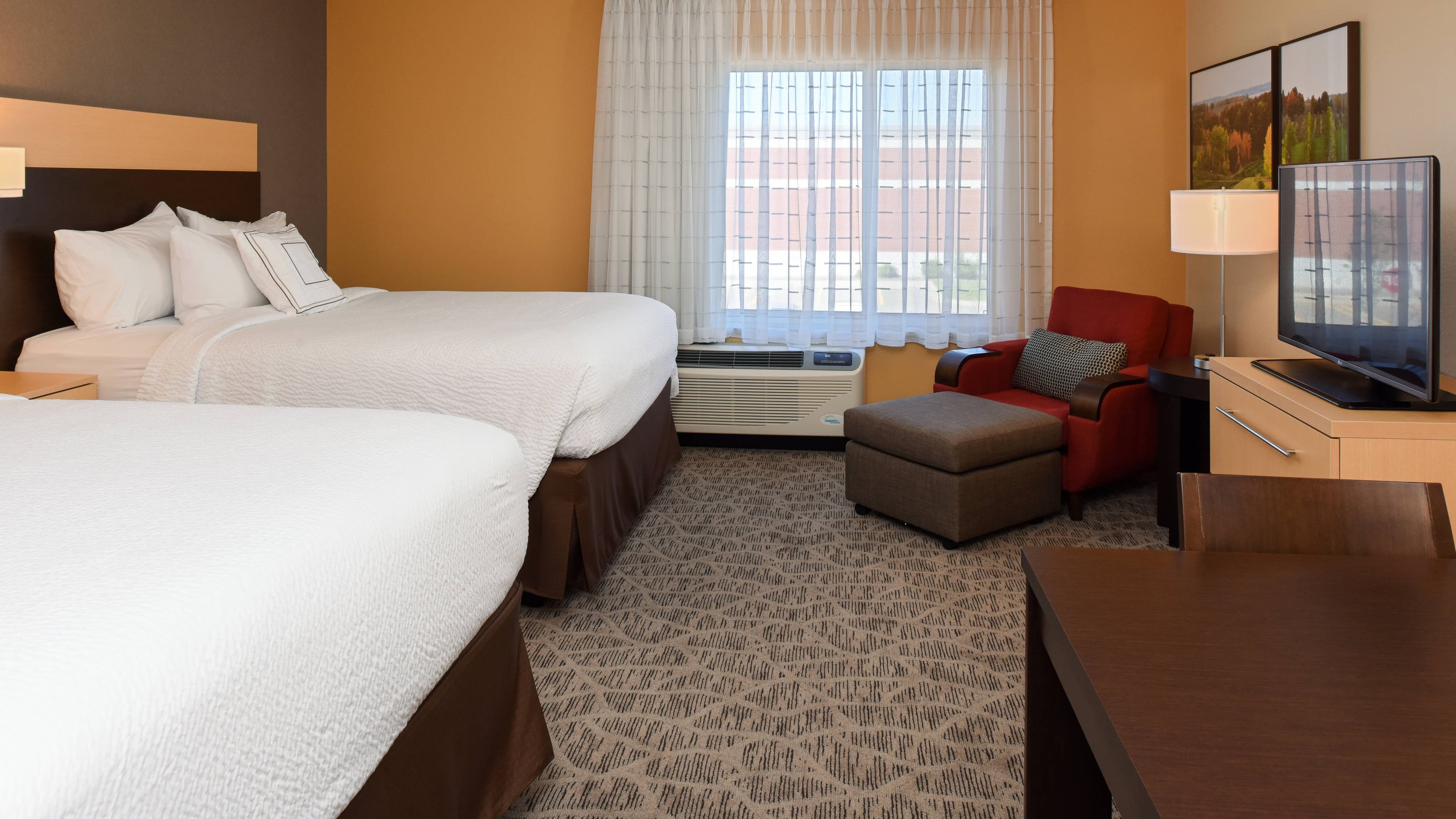 TownePlace Suites Detroit Auburn Hills - Image 3