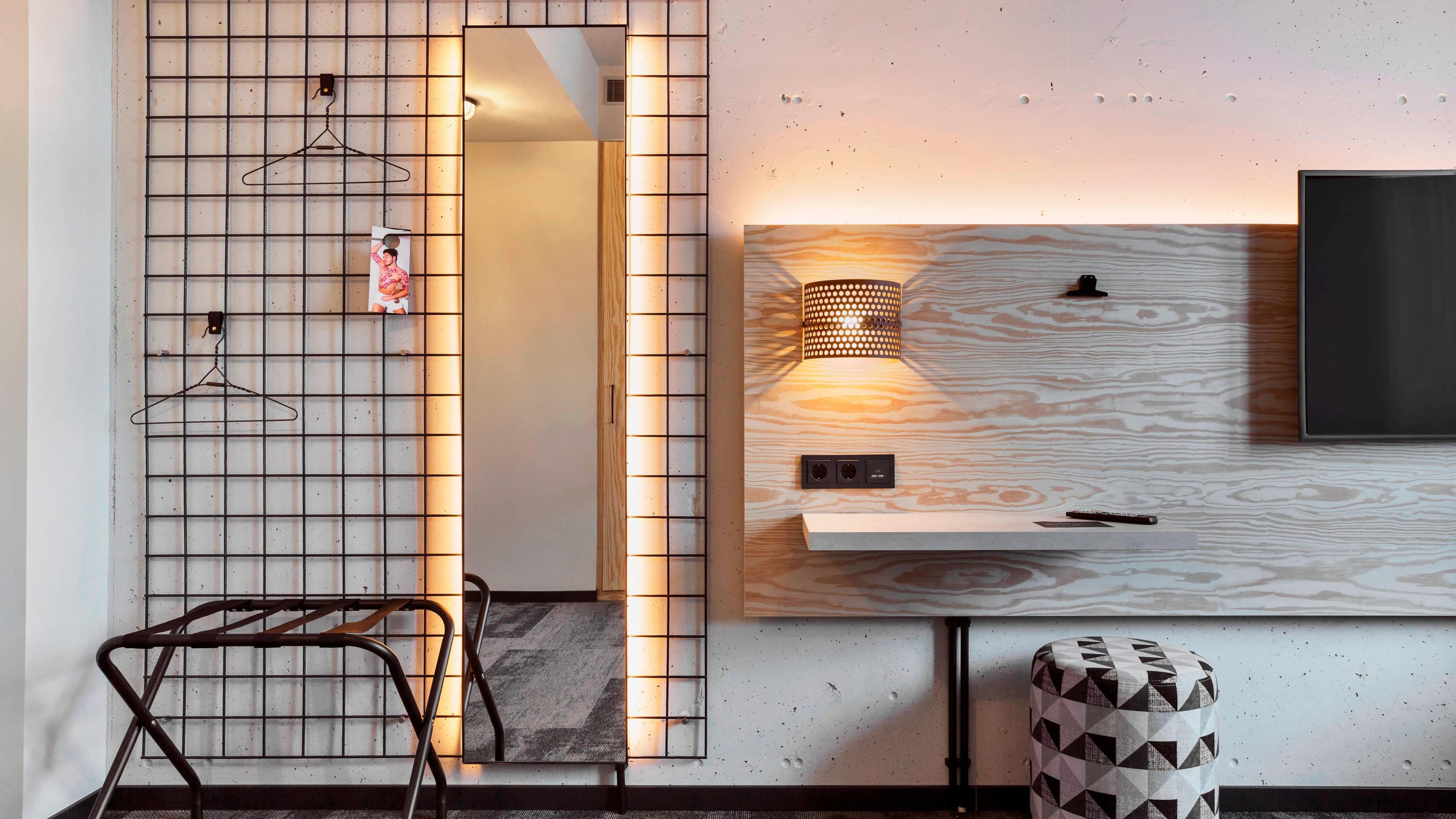 Moxy Duesseldorf South - Image 5