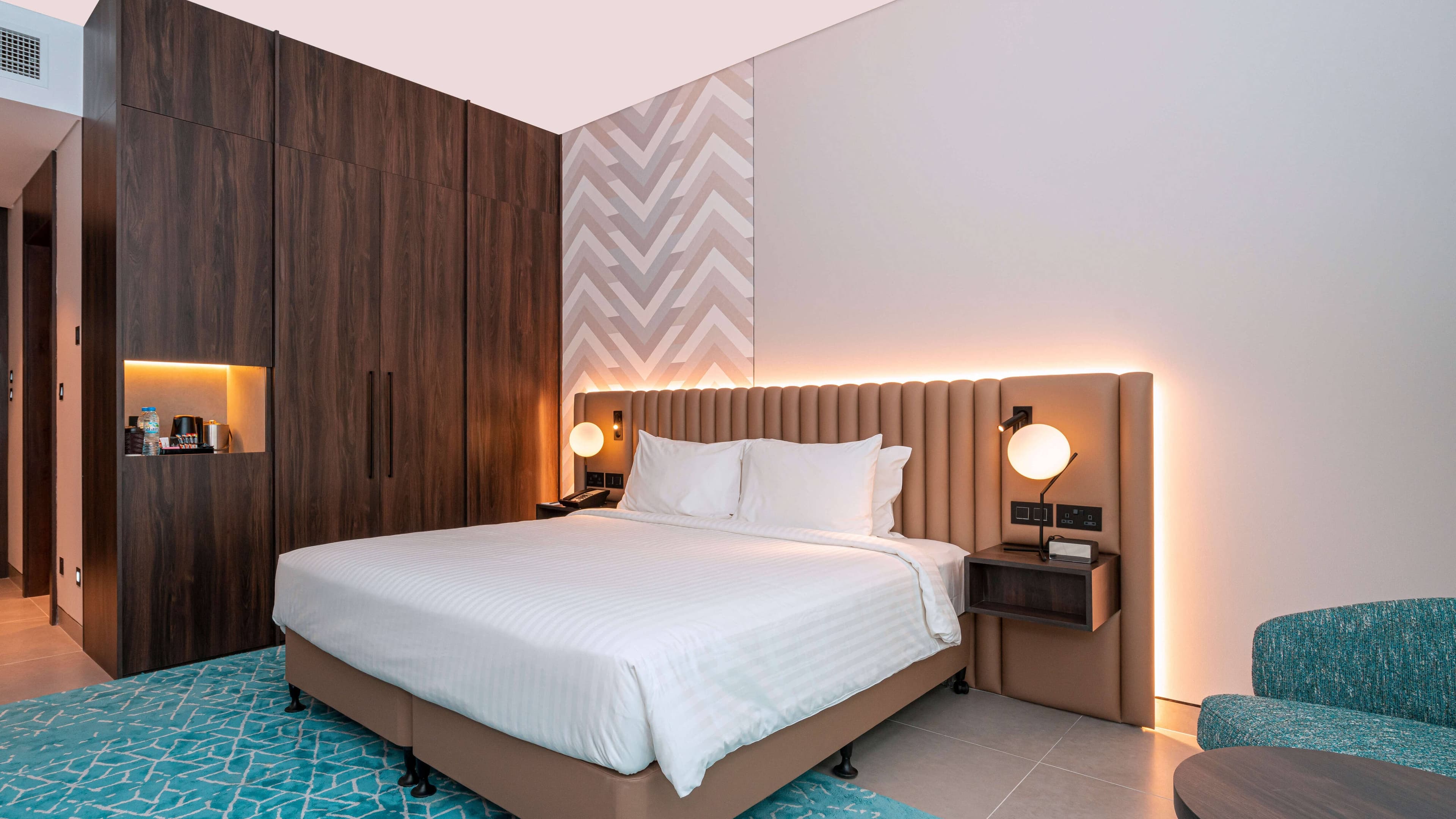 Courtyard World Trade Centre, Dubai — 21